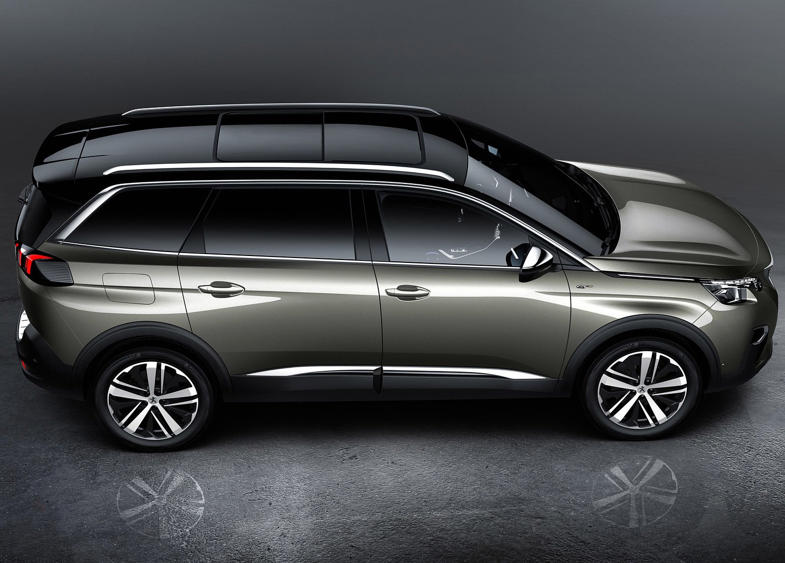 Peugeot 5008 - Axis Peugeot - официальный дилер.