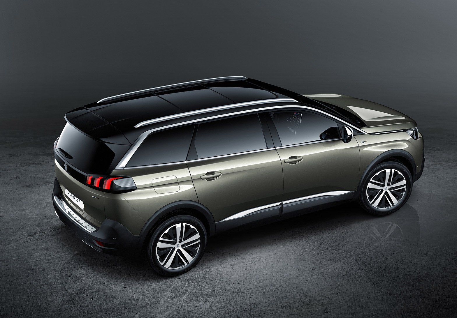 Peugeot 5008 - Axis Peugeot - официальный дилер.