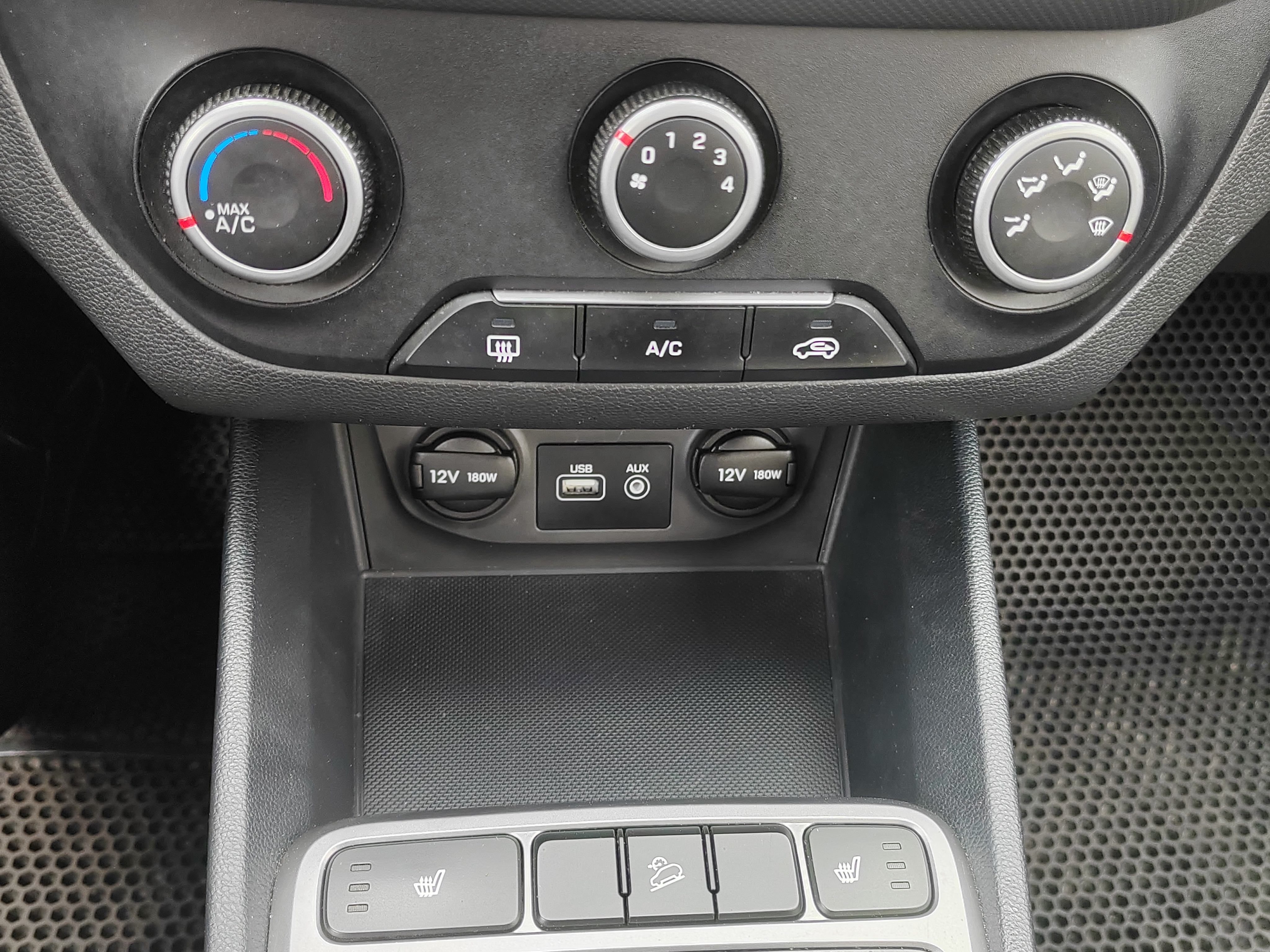Hyundai -