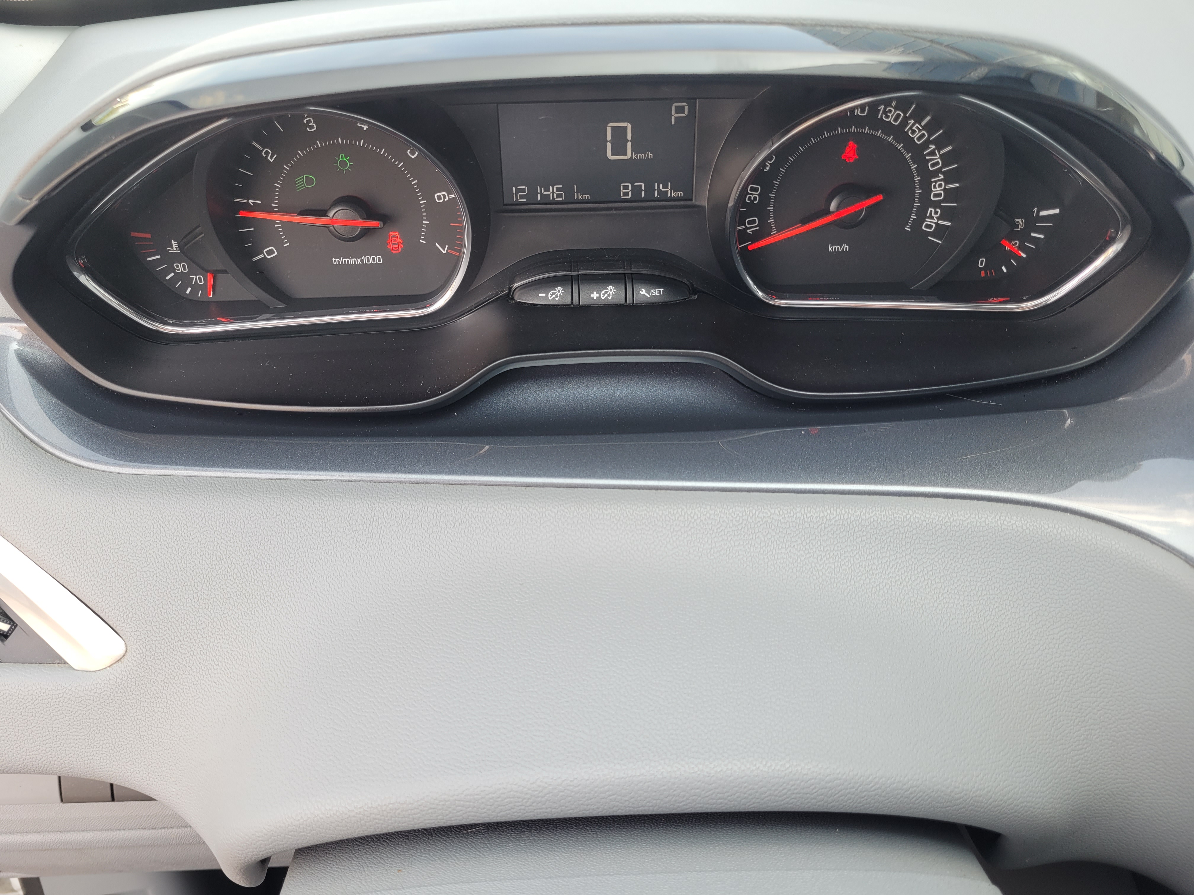 Peugeot -