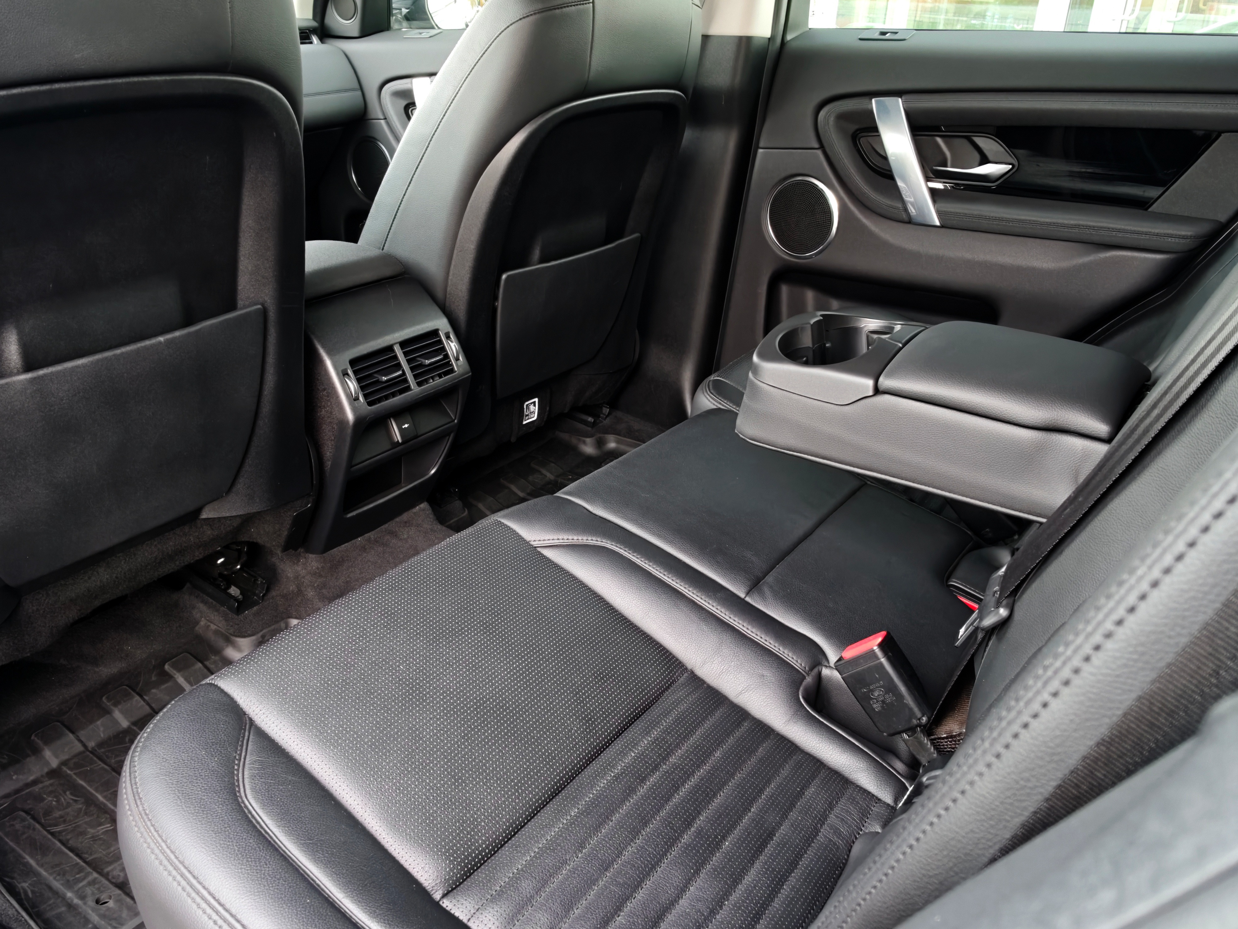 LAND ROVER -