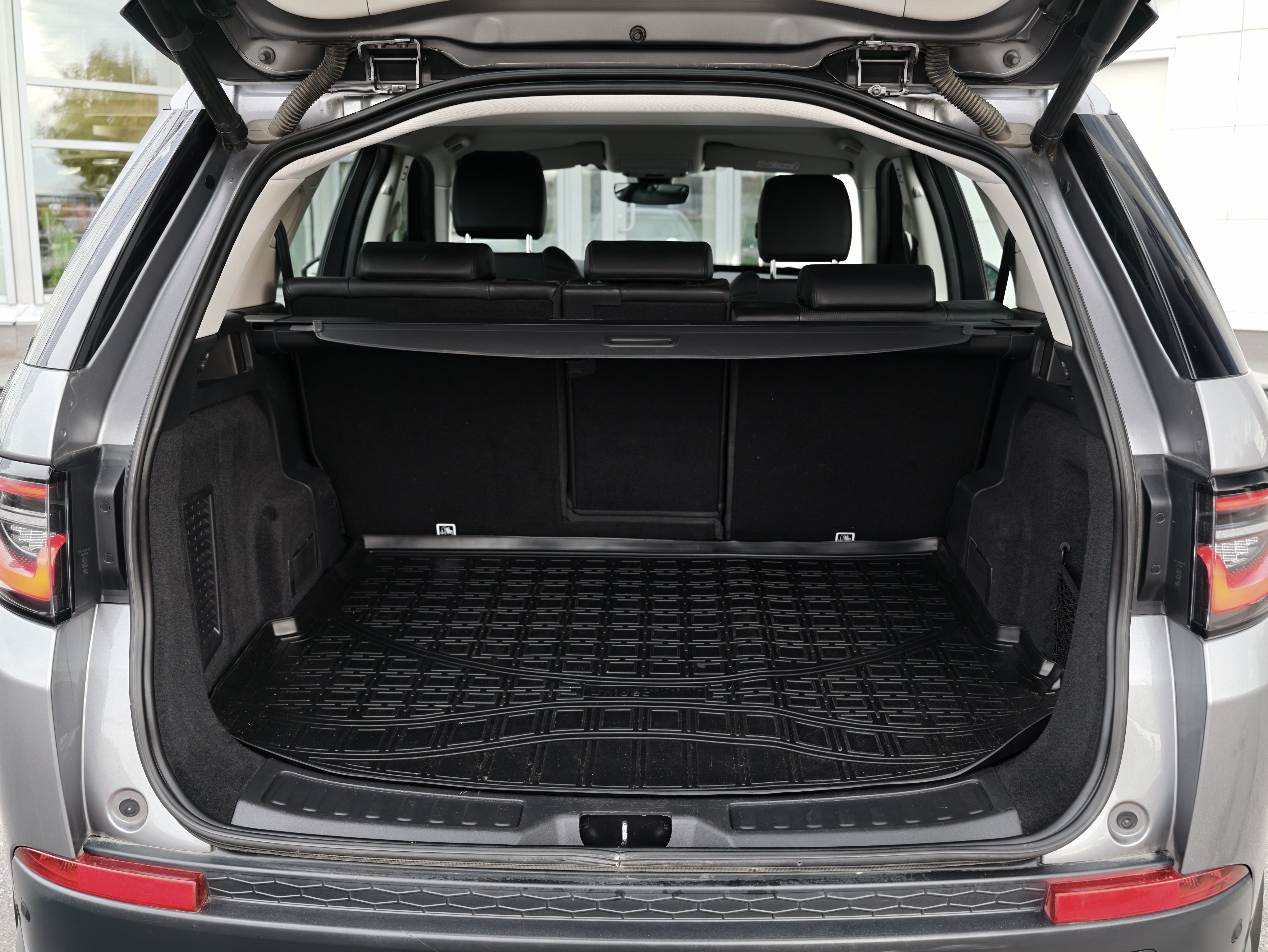 LAND ROVER -