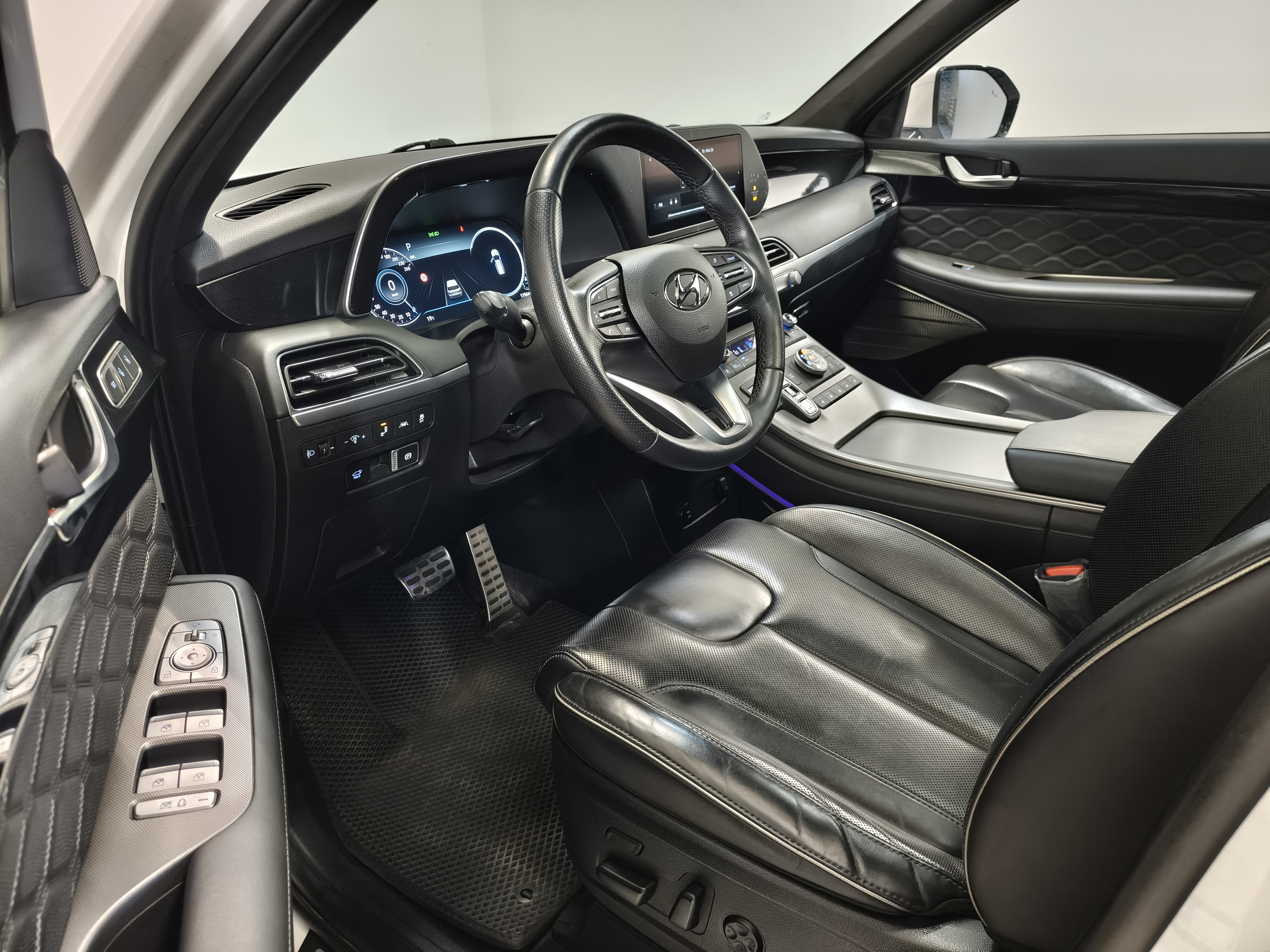 Hyundai PALISADE -