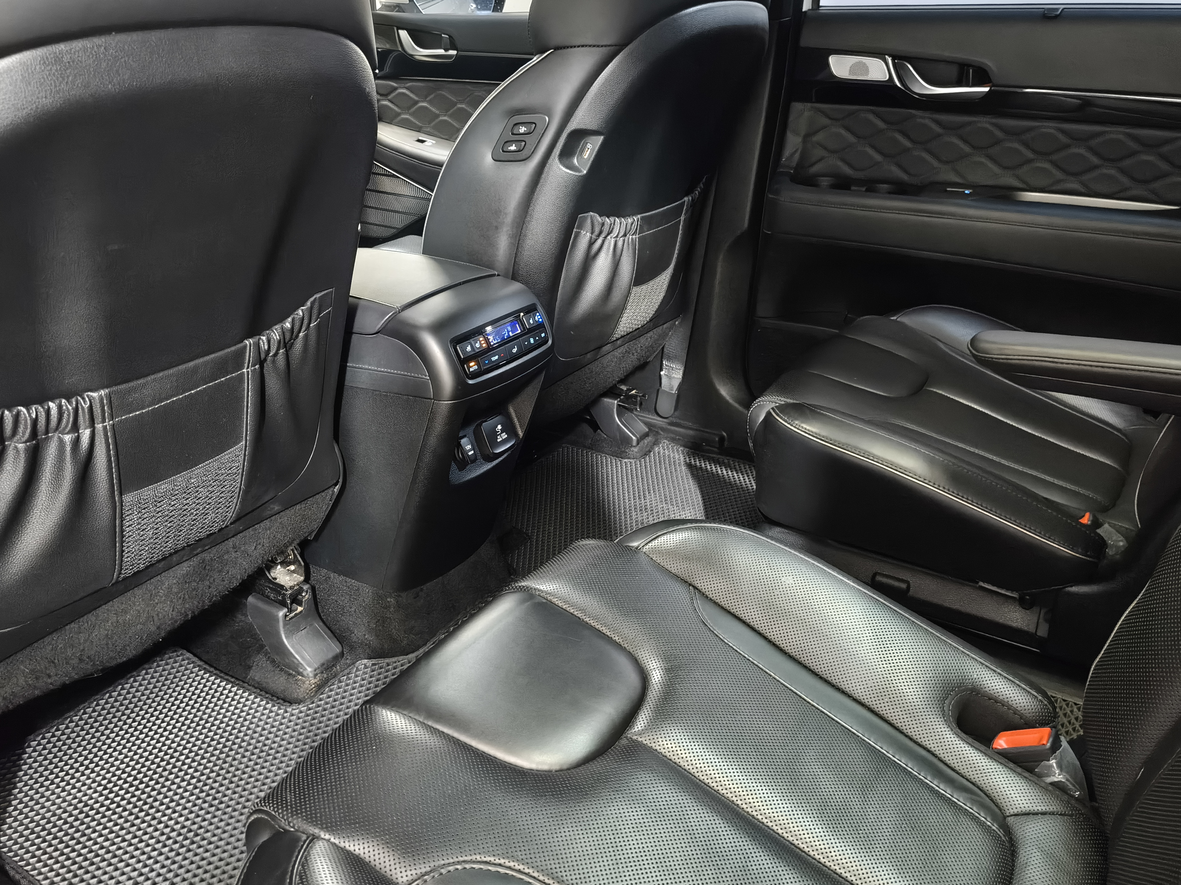 Hyundai PALISADE -