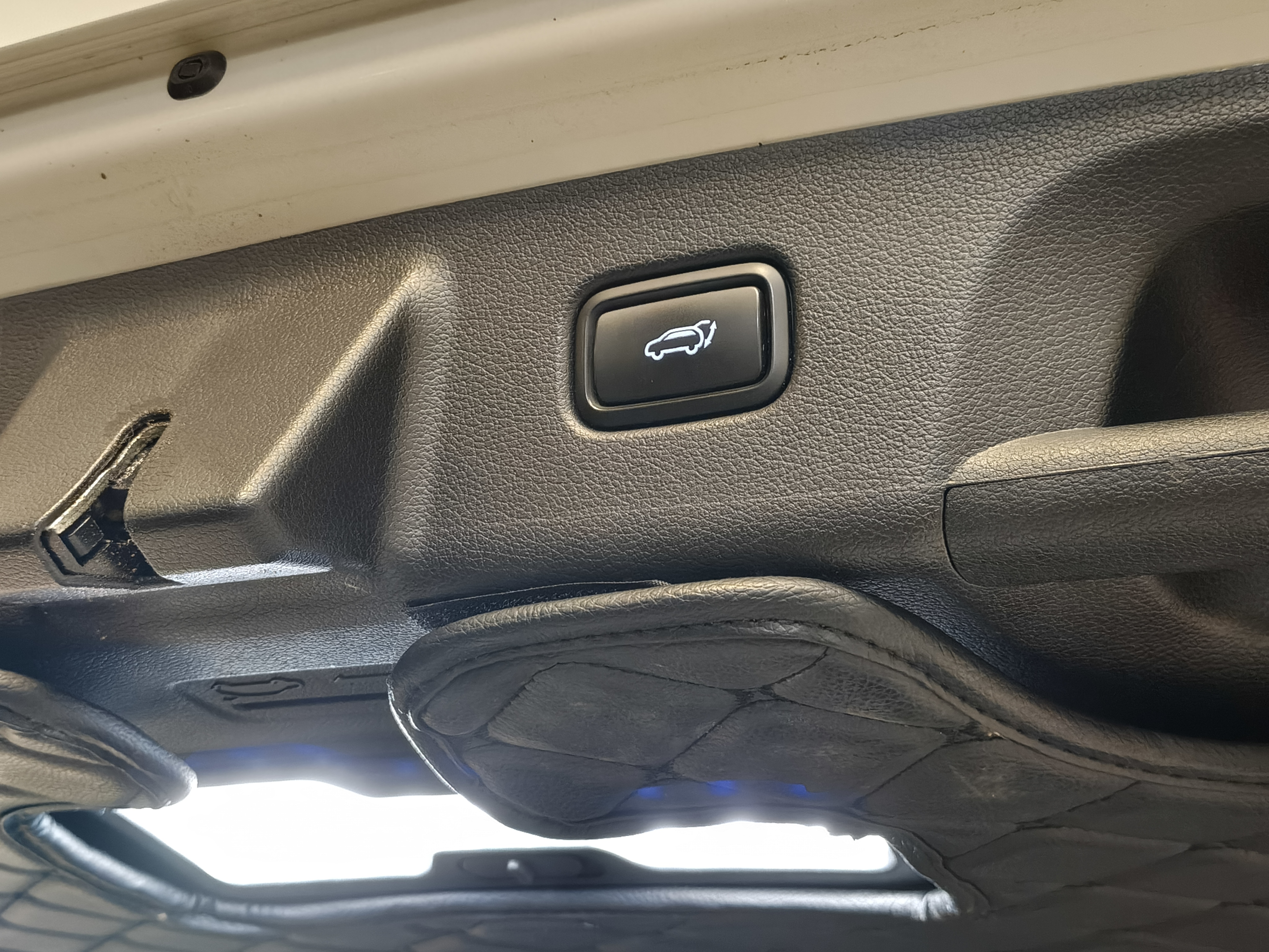Hyundai PALISADE -