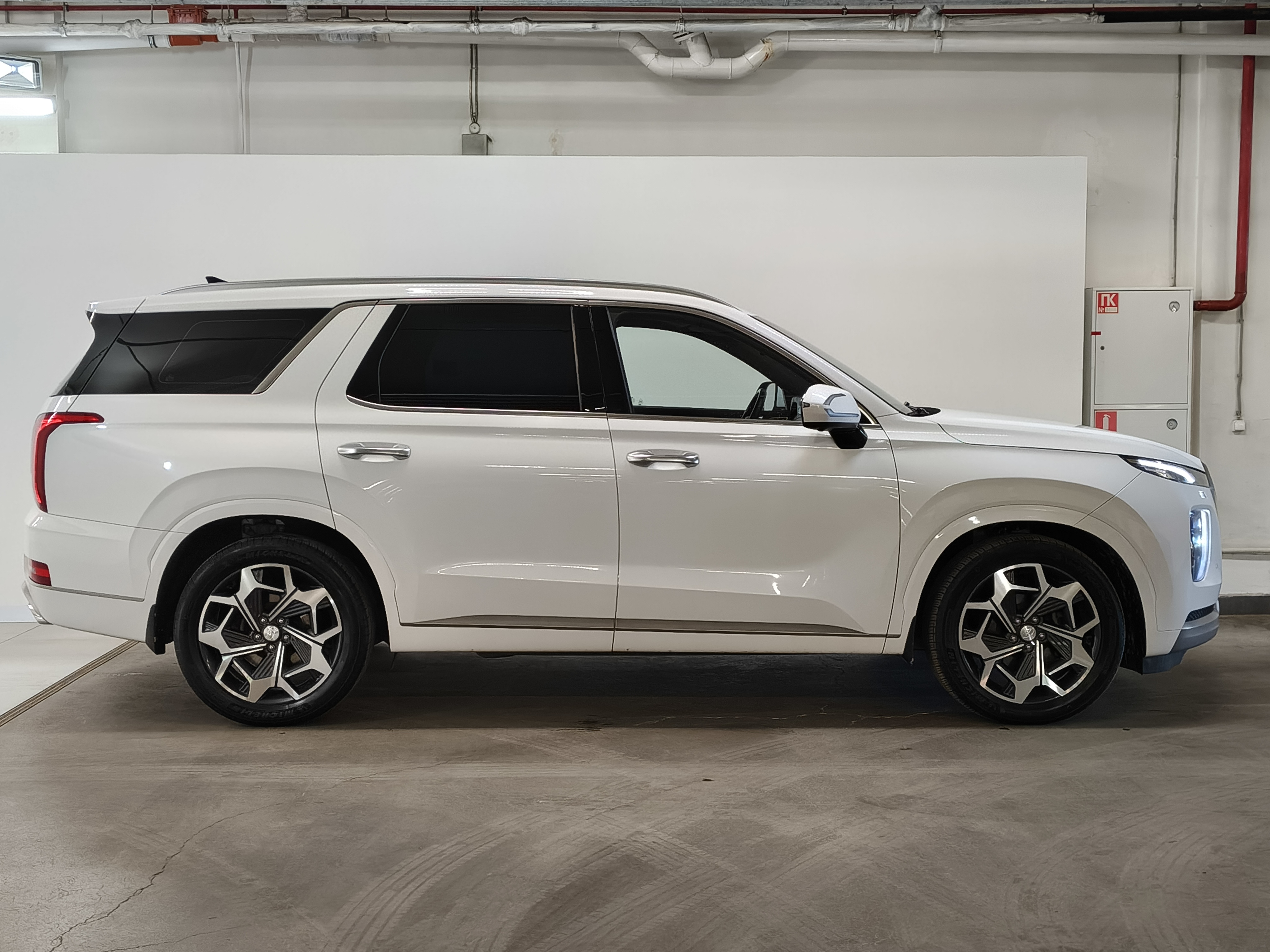 Hyundai PALISADE -
