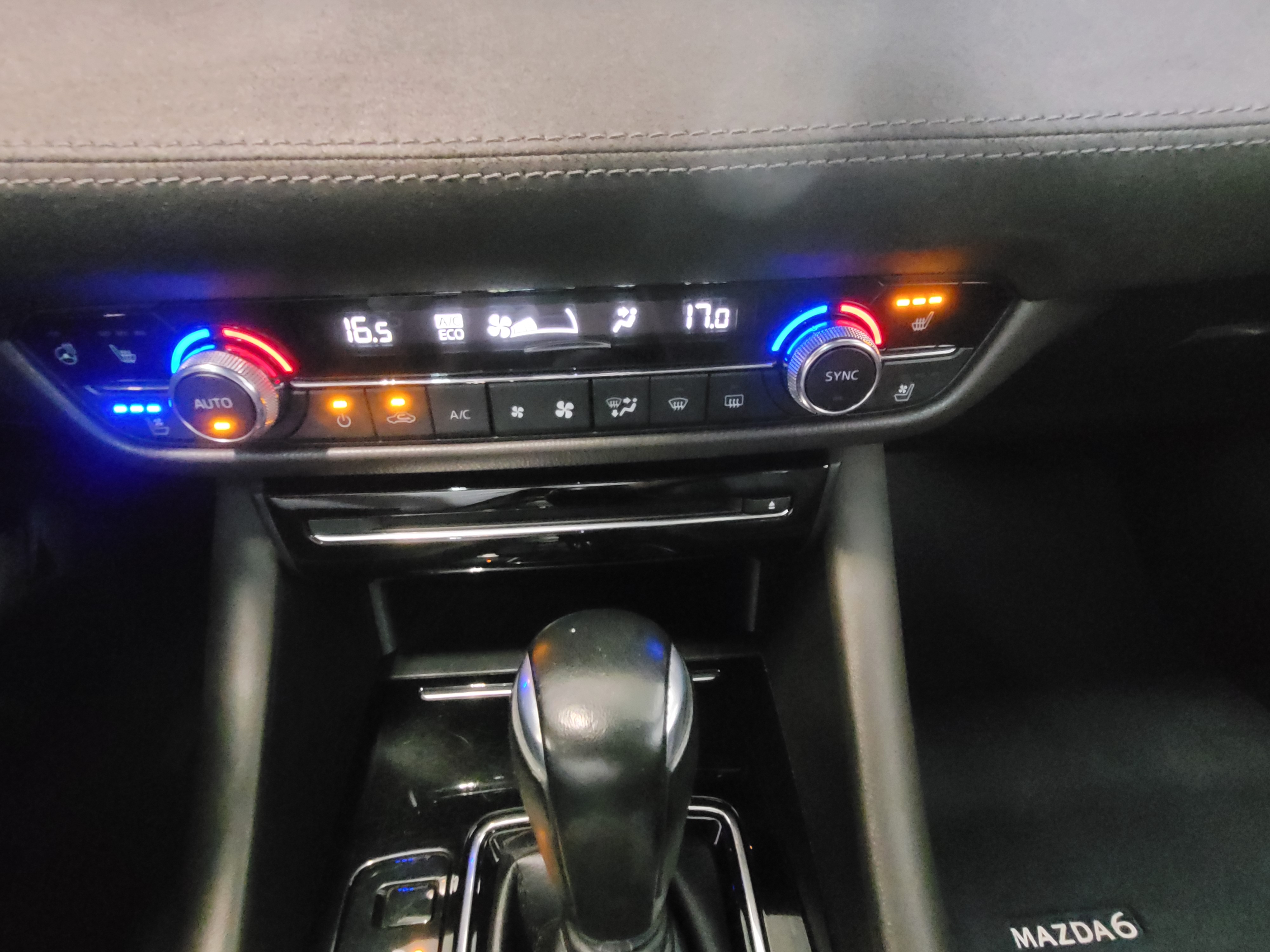 MAZDA -