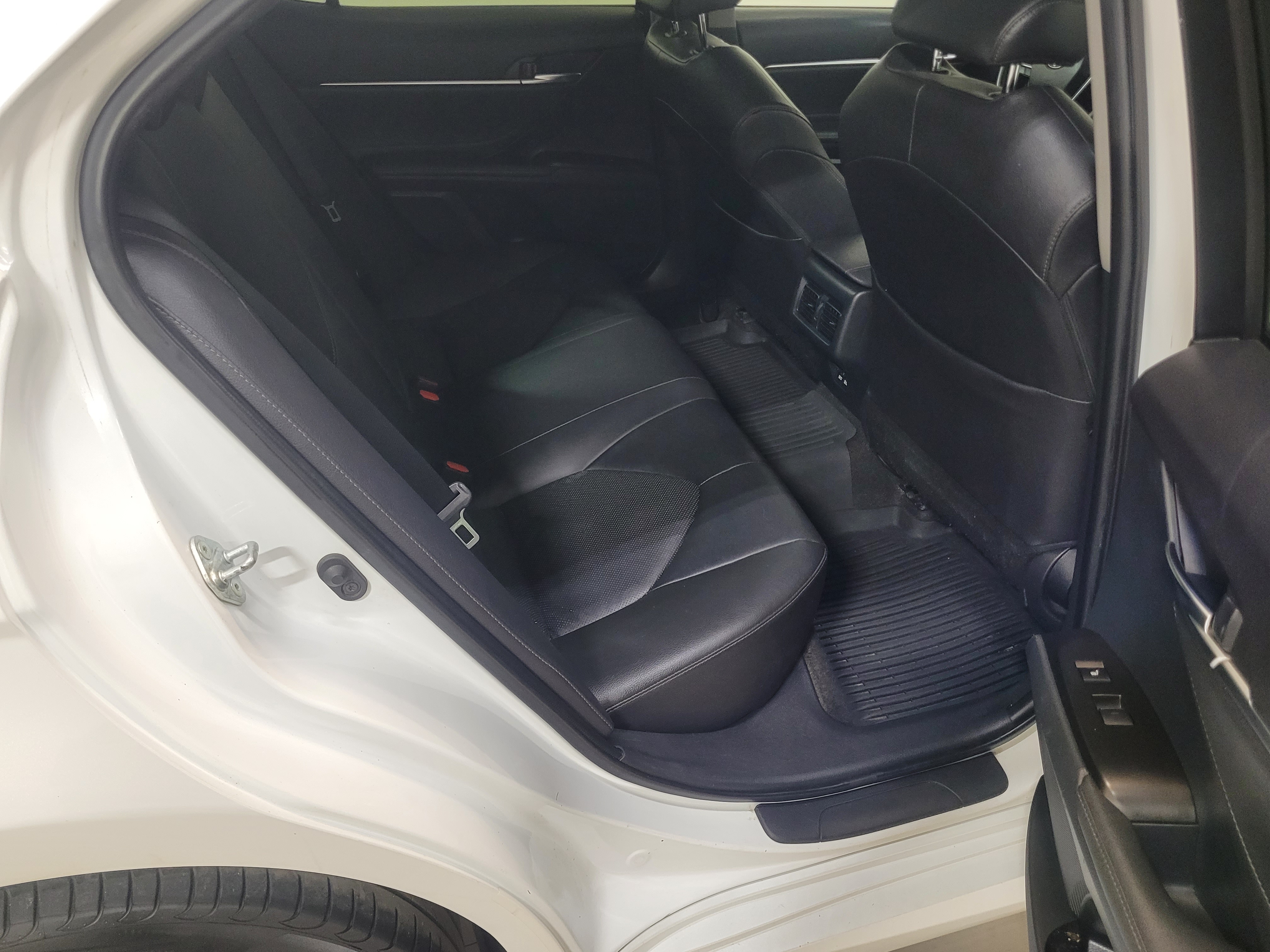 TOYOTA -