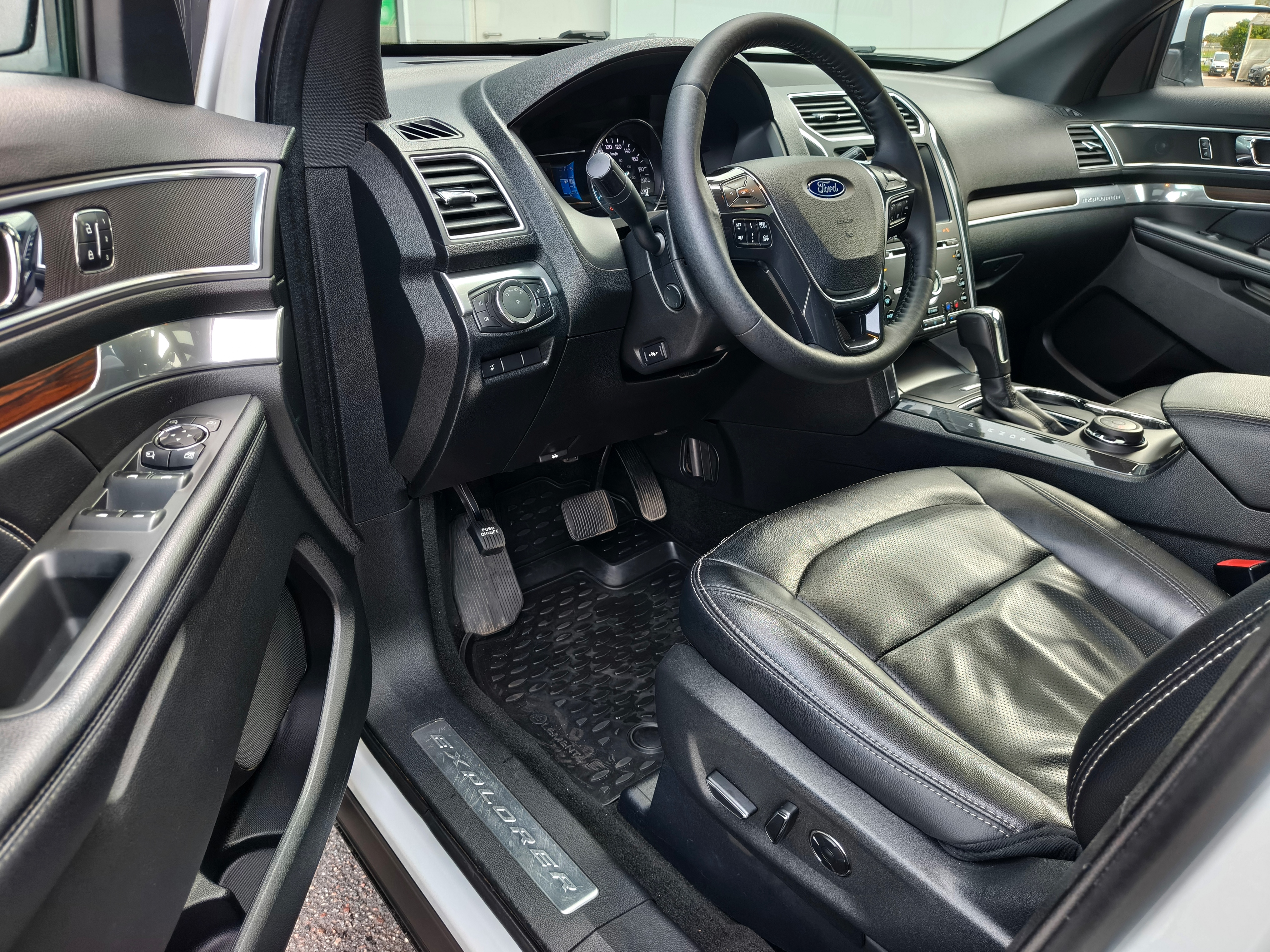 Ford -