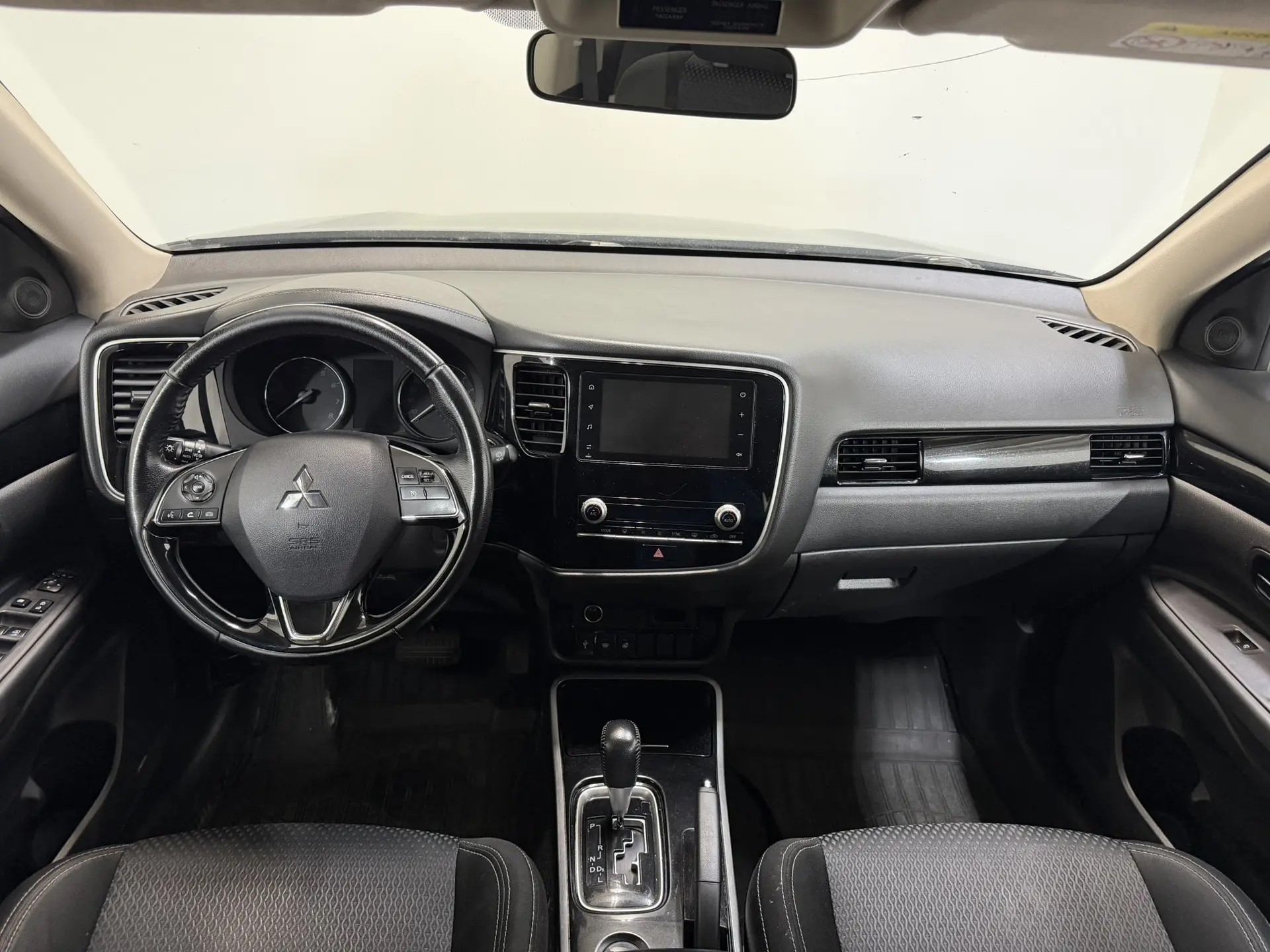 Mitsubishi -