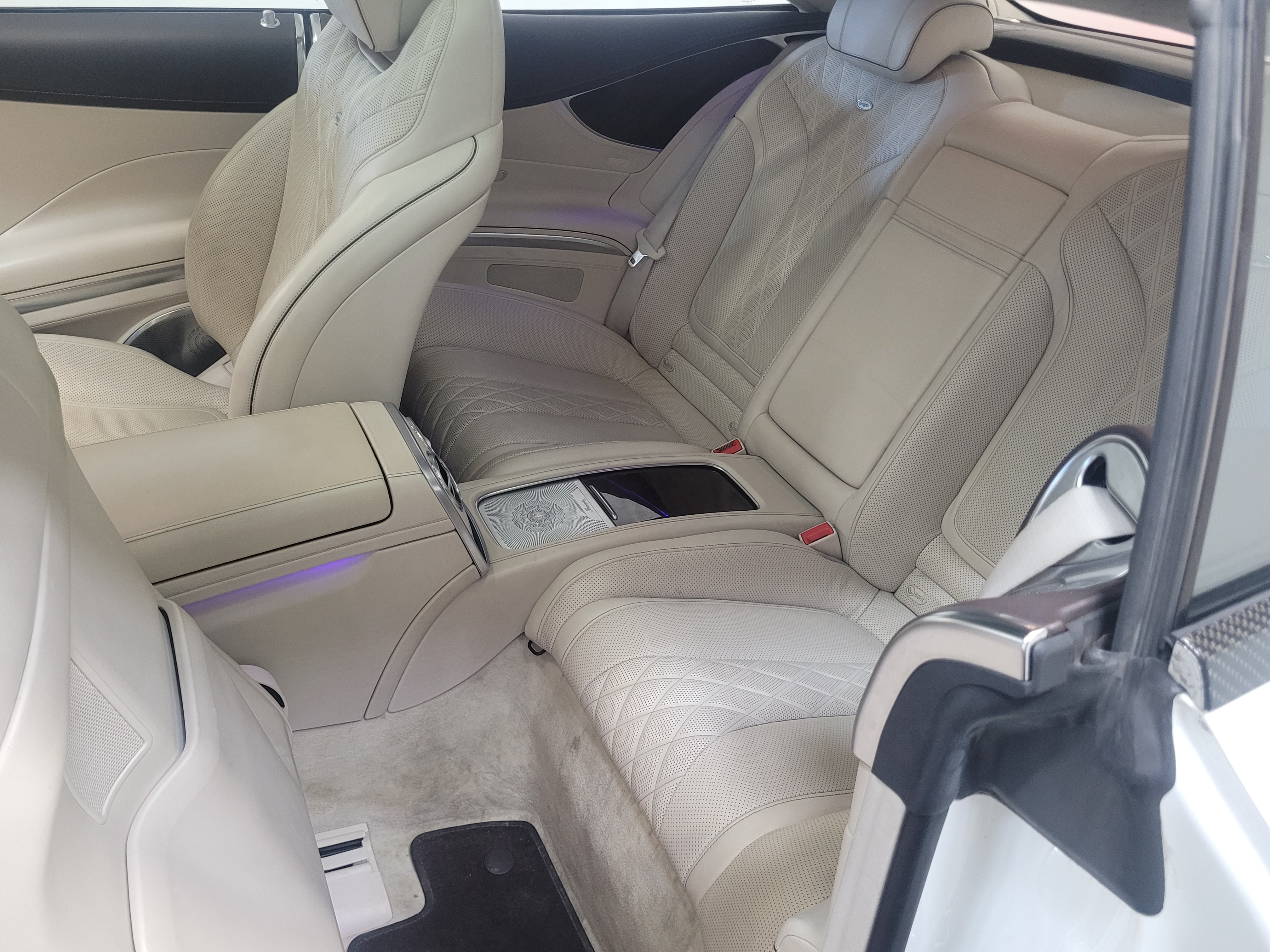 Mercedes-Benz -