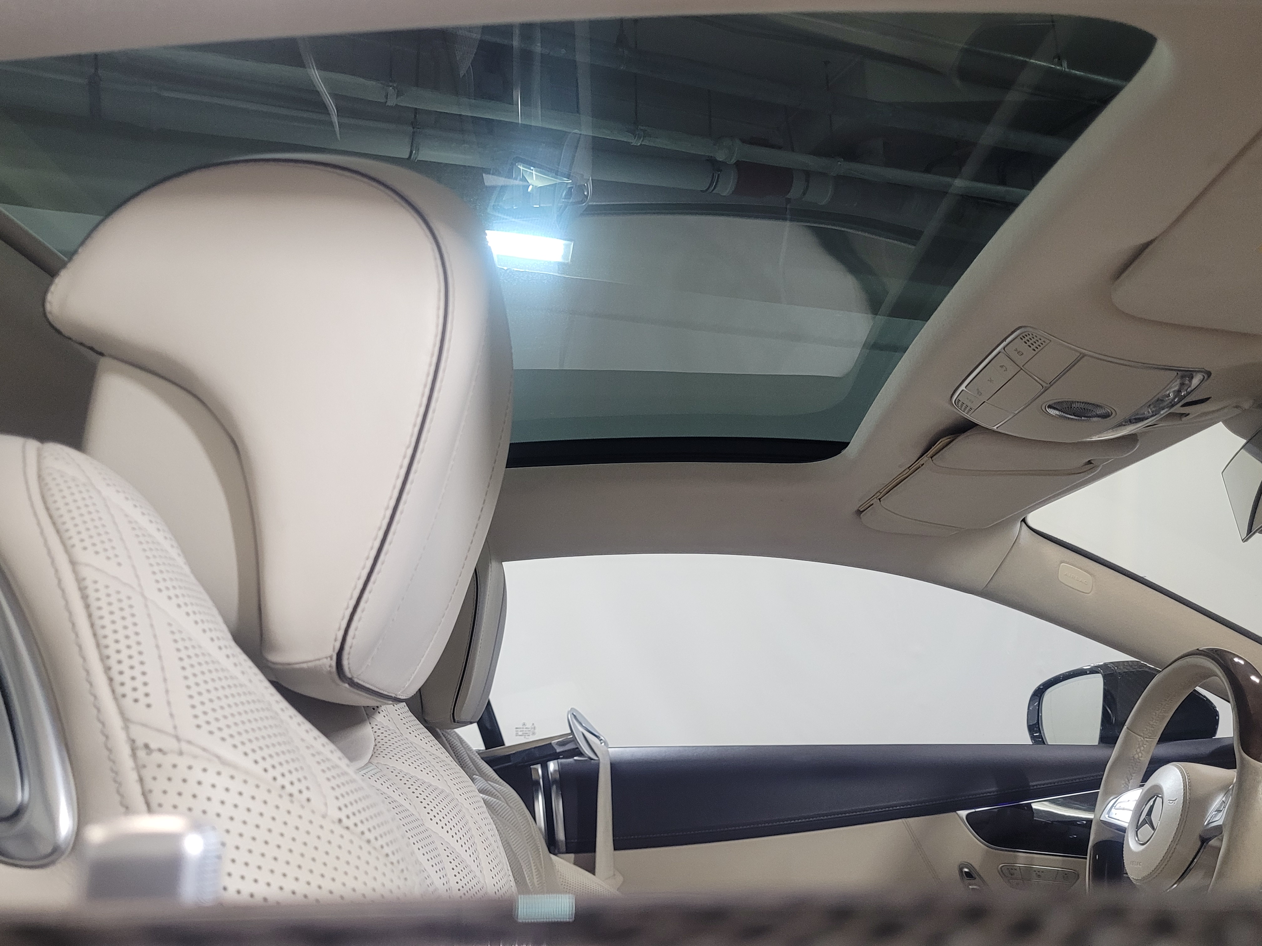 Mercedes-Benz -