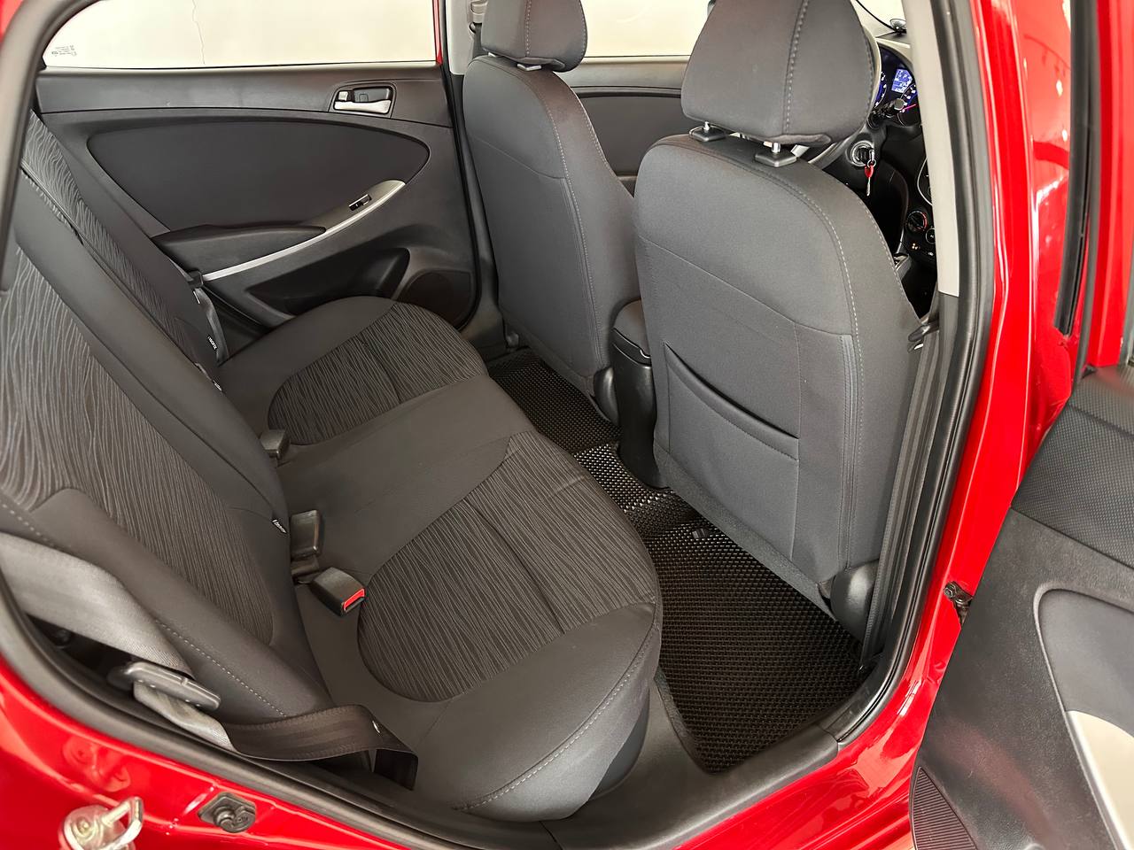 Hyundai SOLARIS -