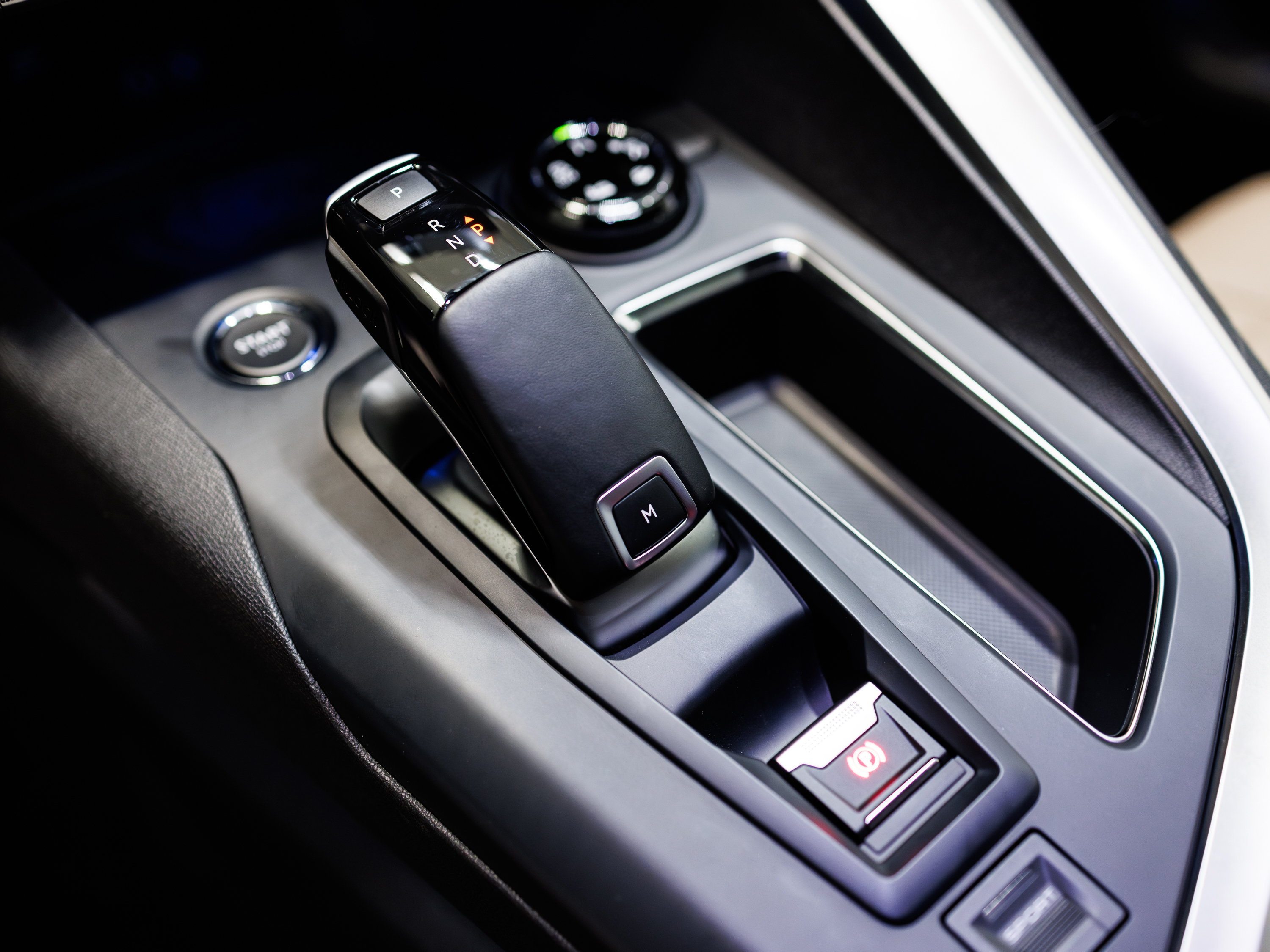 Peugeot 5008 GT -