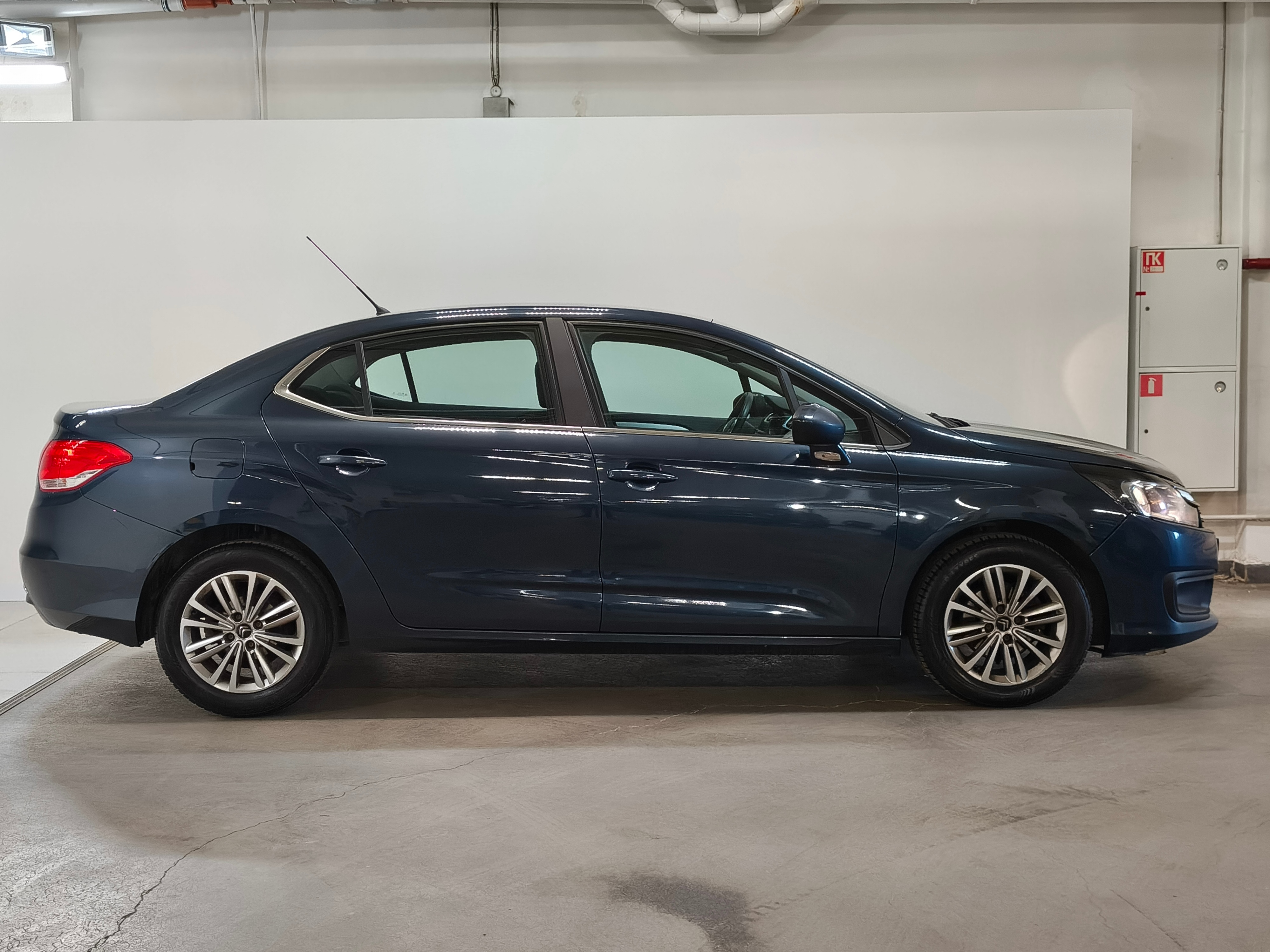 Citroen C4 Sedan -