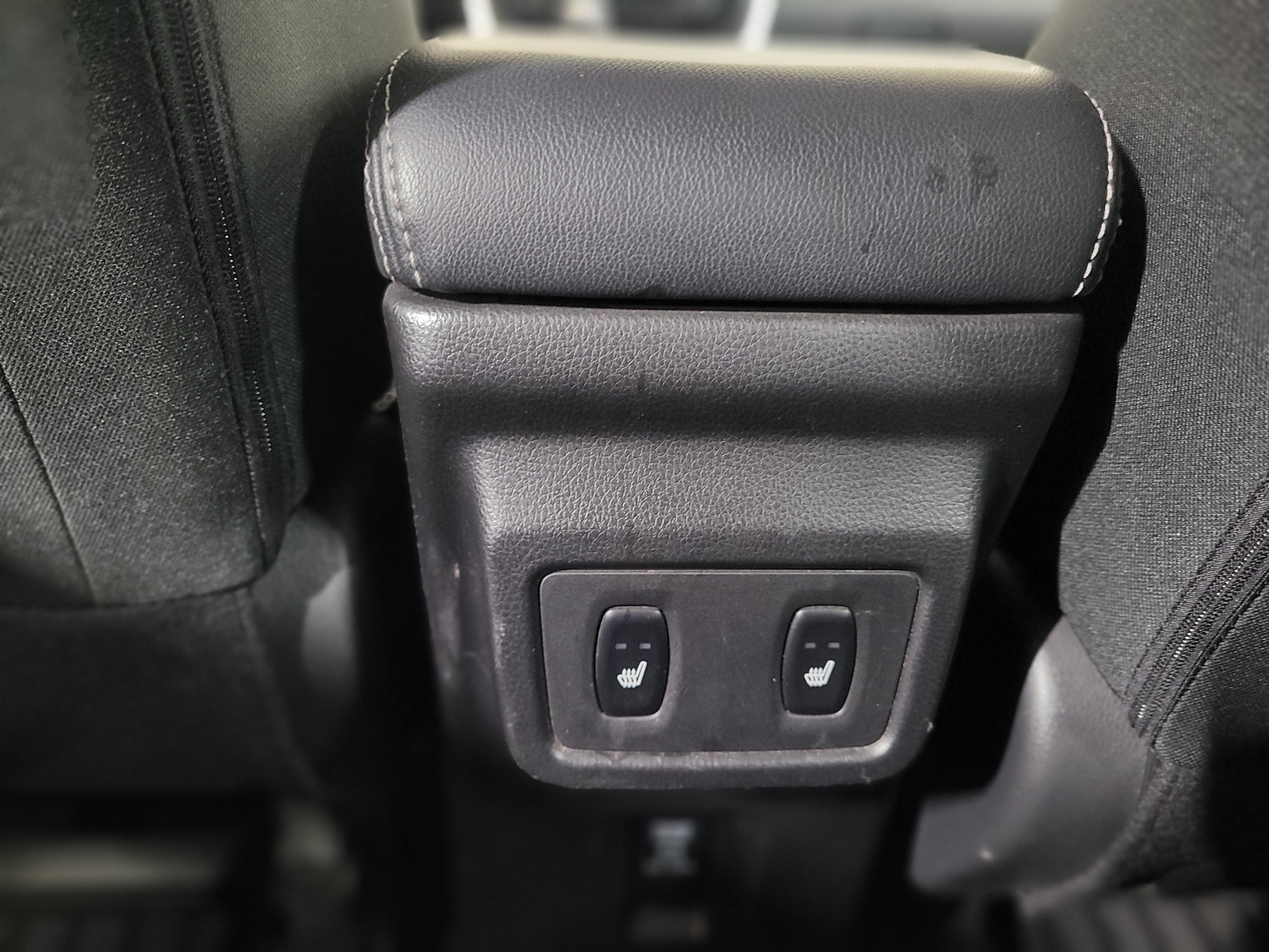 Mitsubishi -