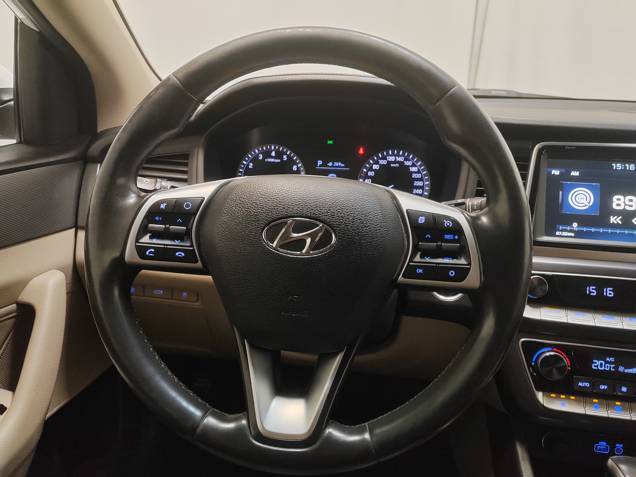 Hyundai SONATA -