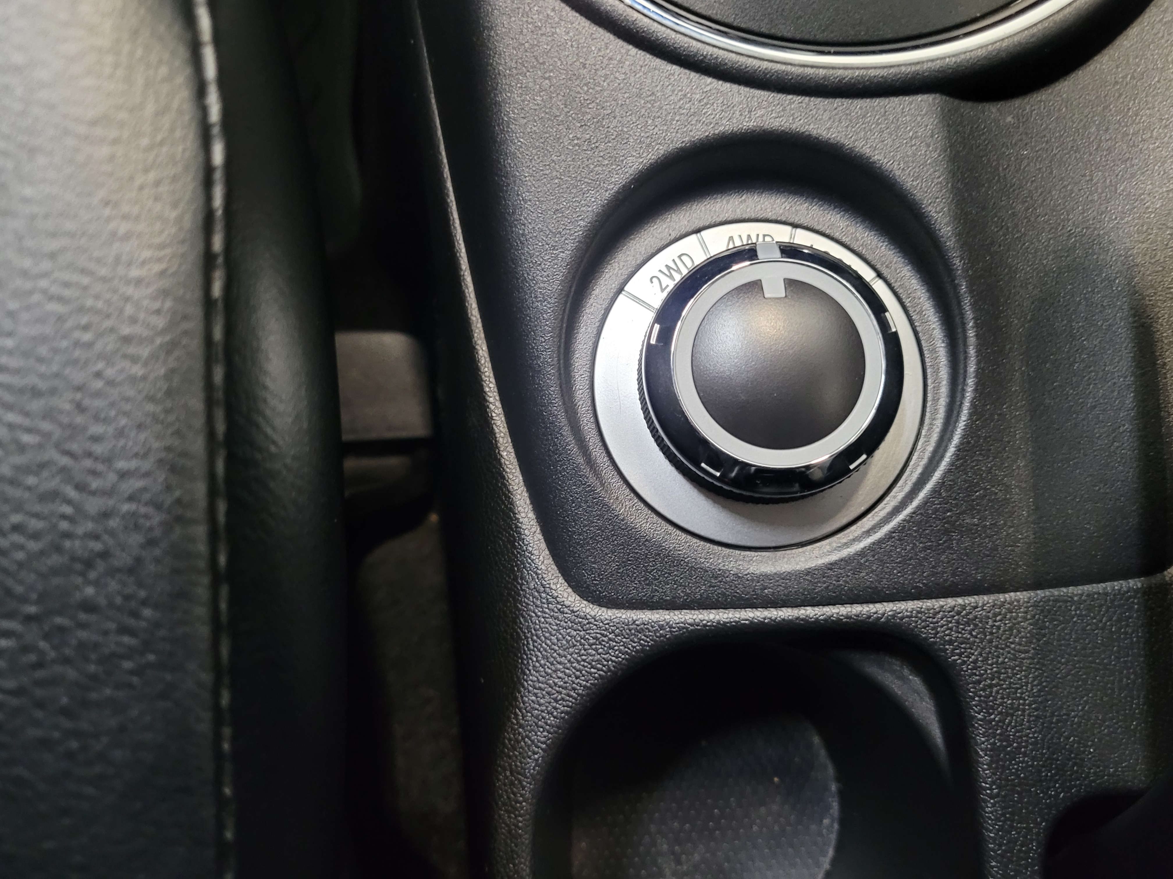 Peugeot 4008 -