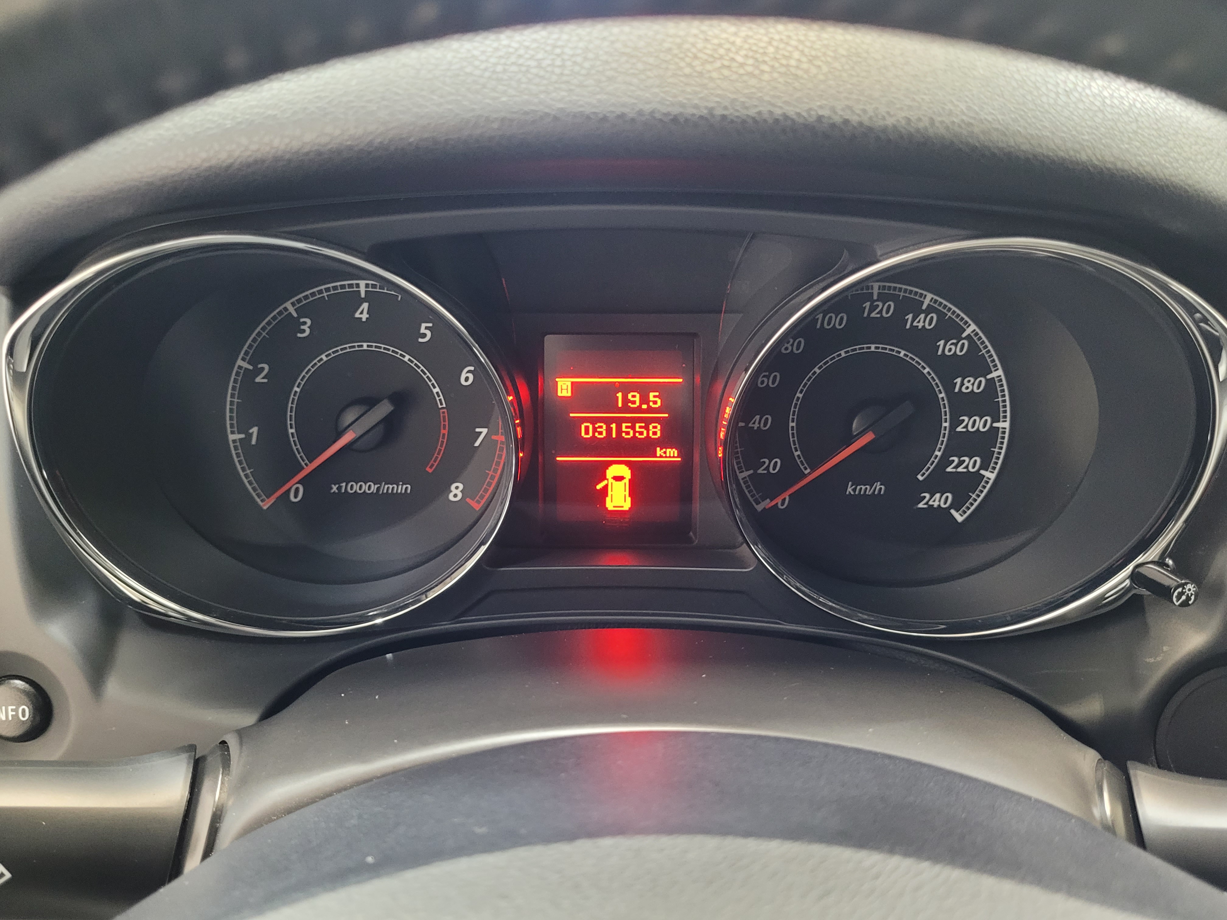 Peugeot 4008 -