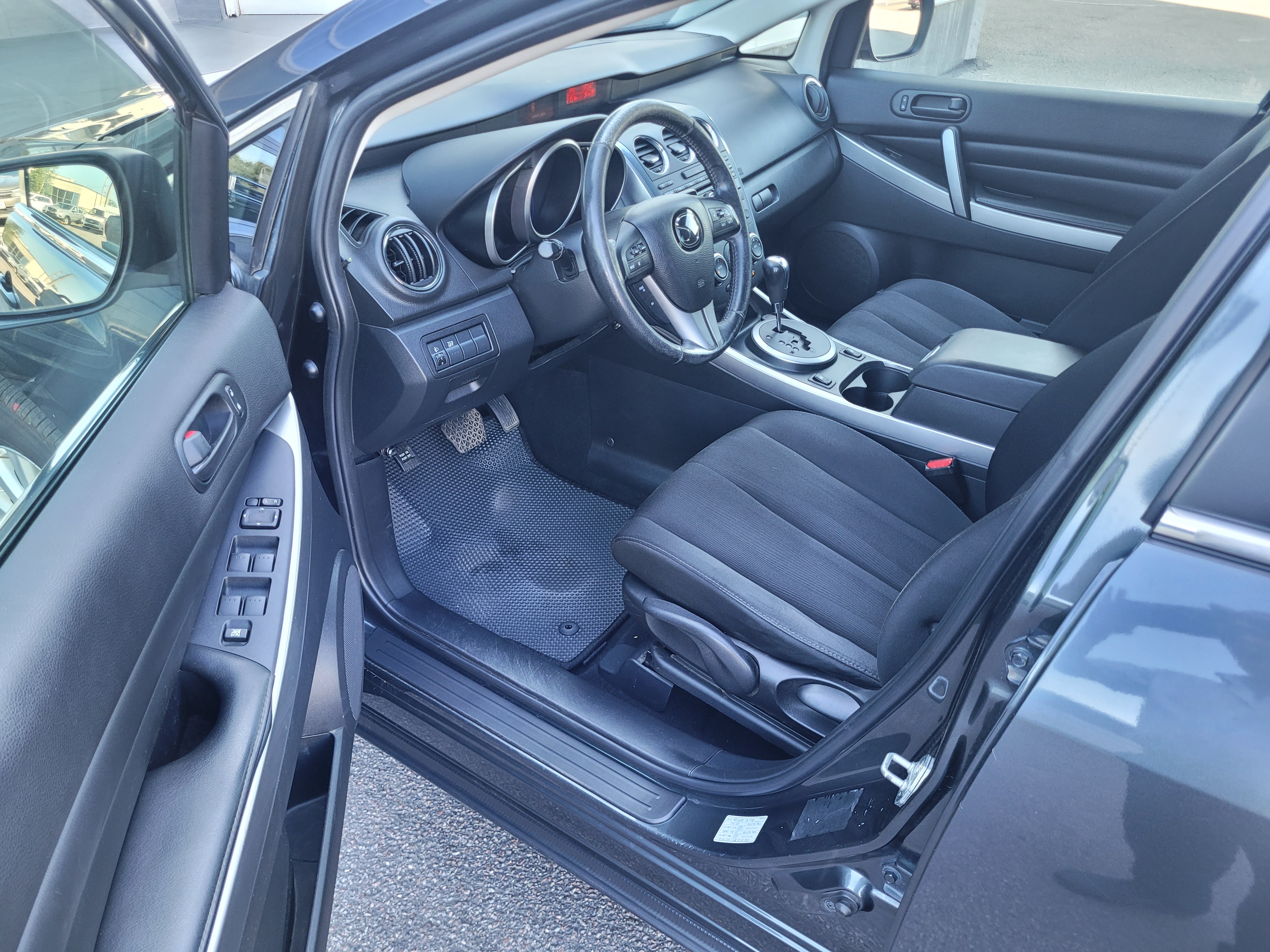 MAZDA -