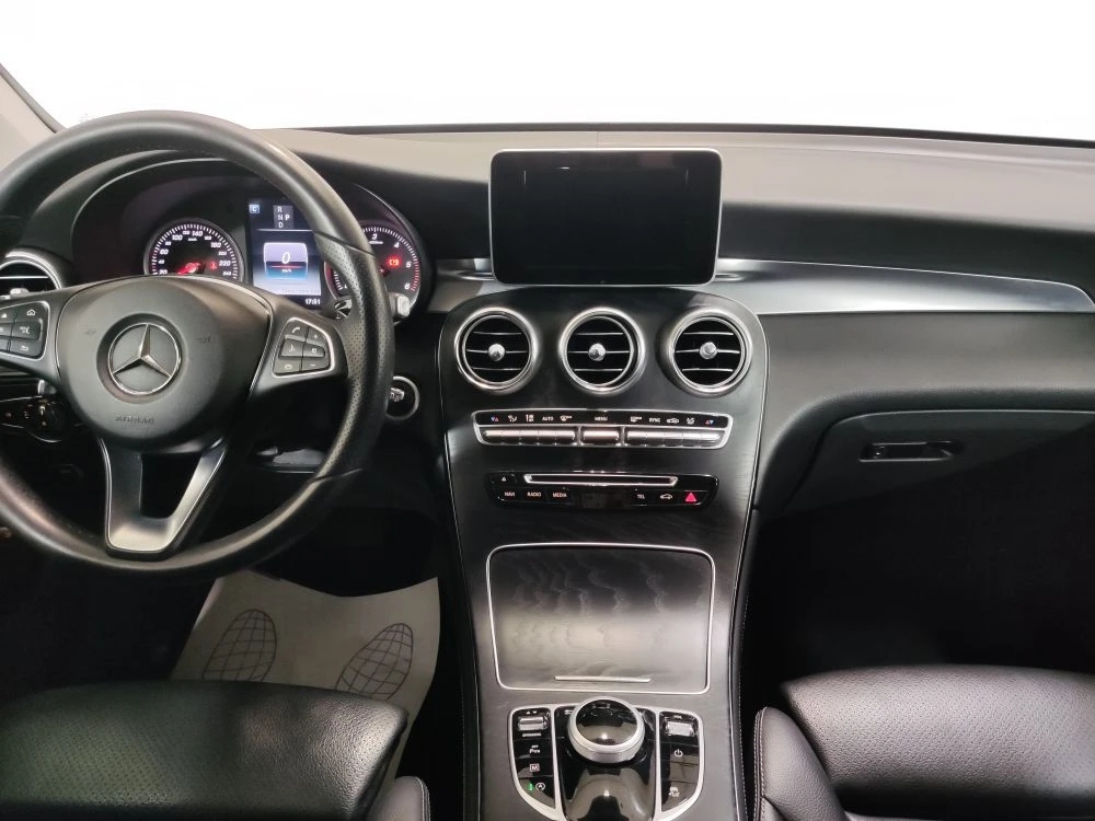Mercedes-Benz -