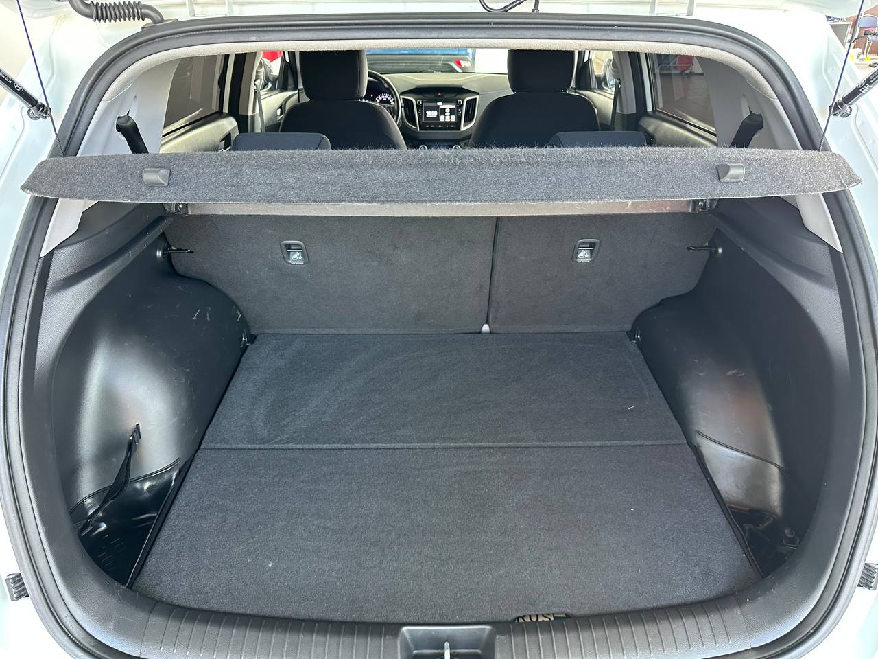 Hyundai CRETA -