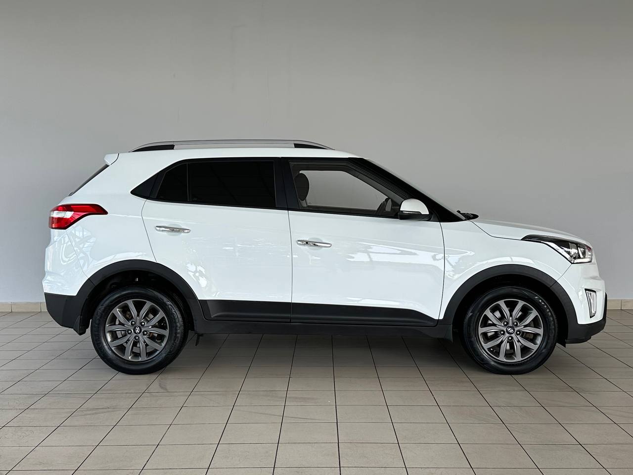 Hyundai CRETA -