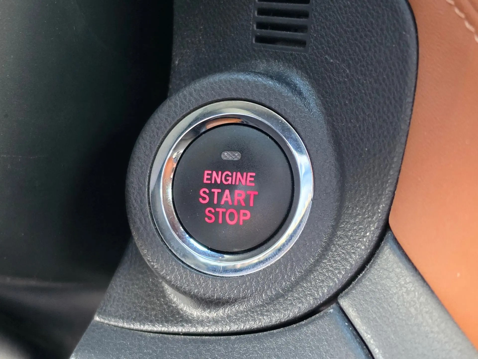 SUBARU -