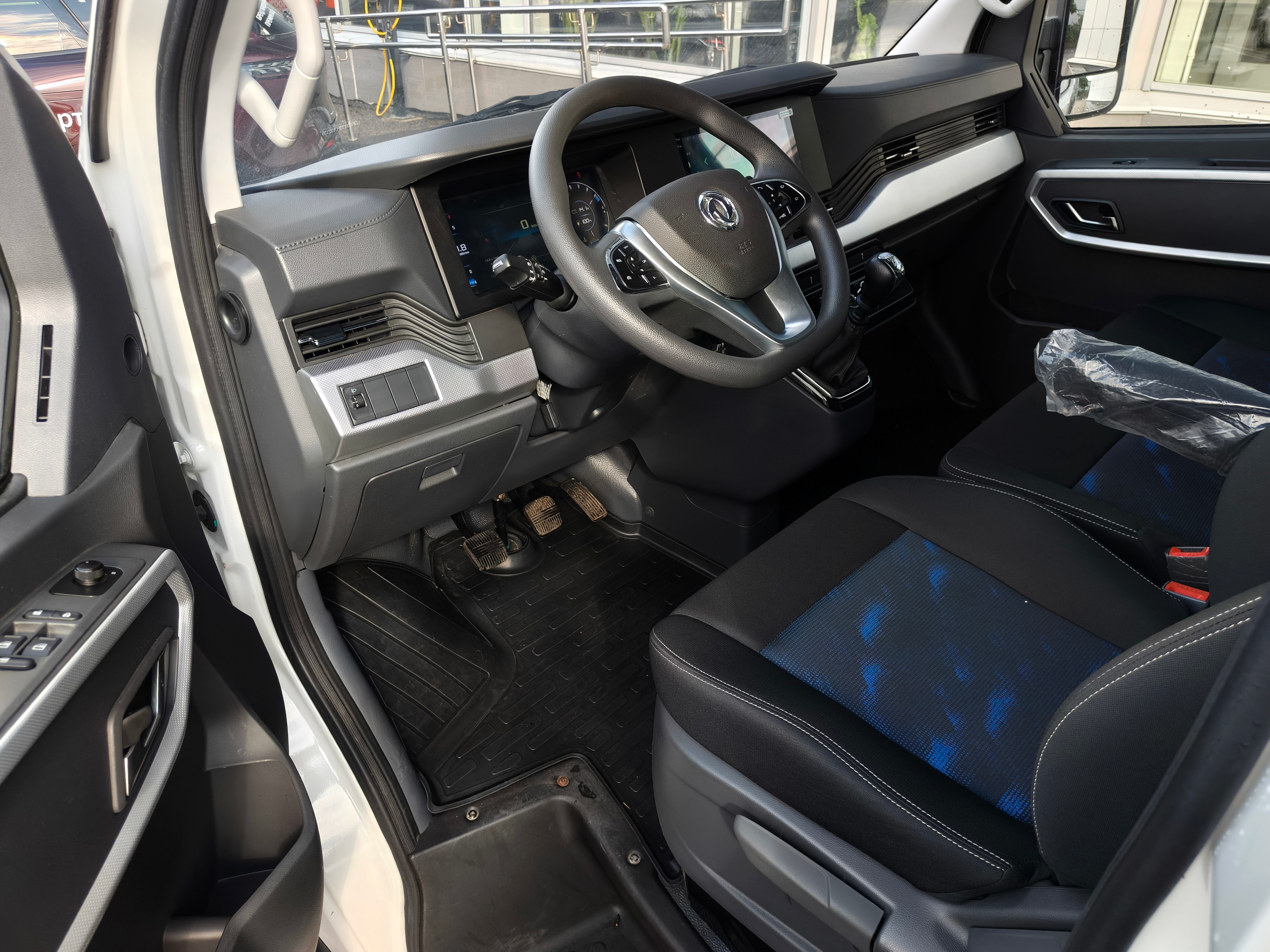 LCV DONGFENG K33 -