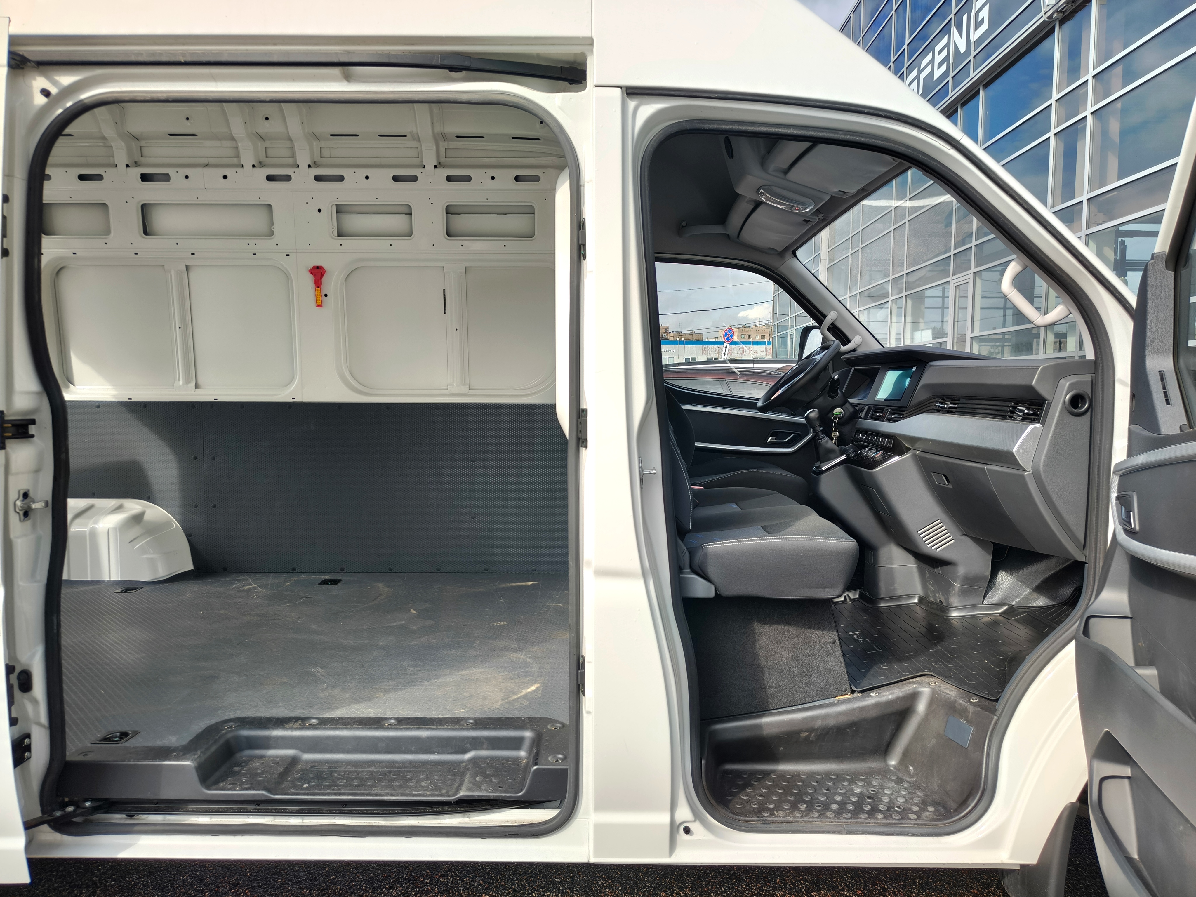 LCV DONGFENG K33 -