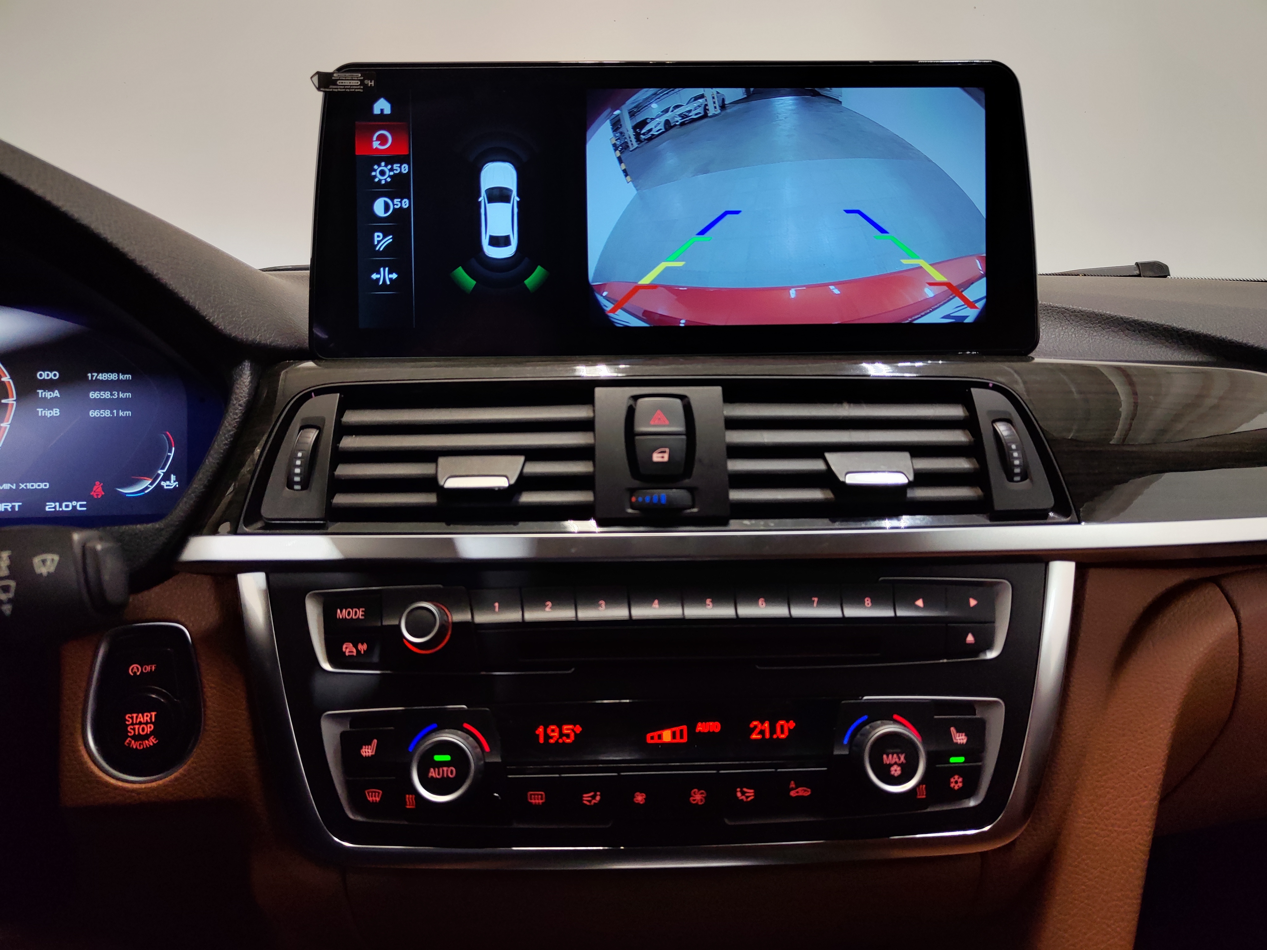 BMW -