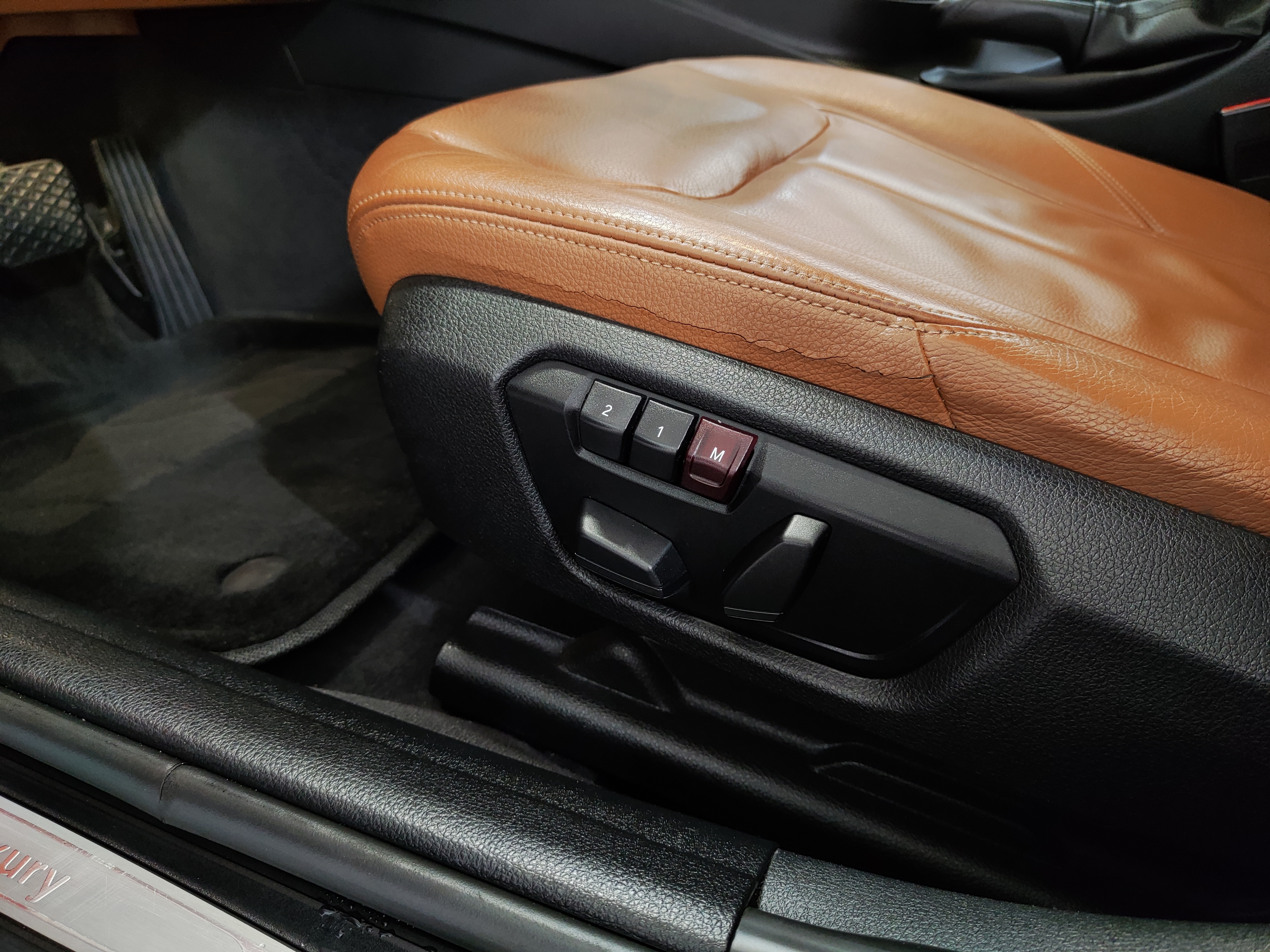 BMW -