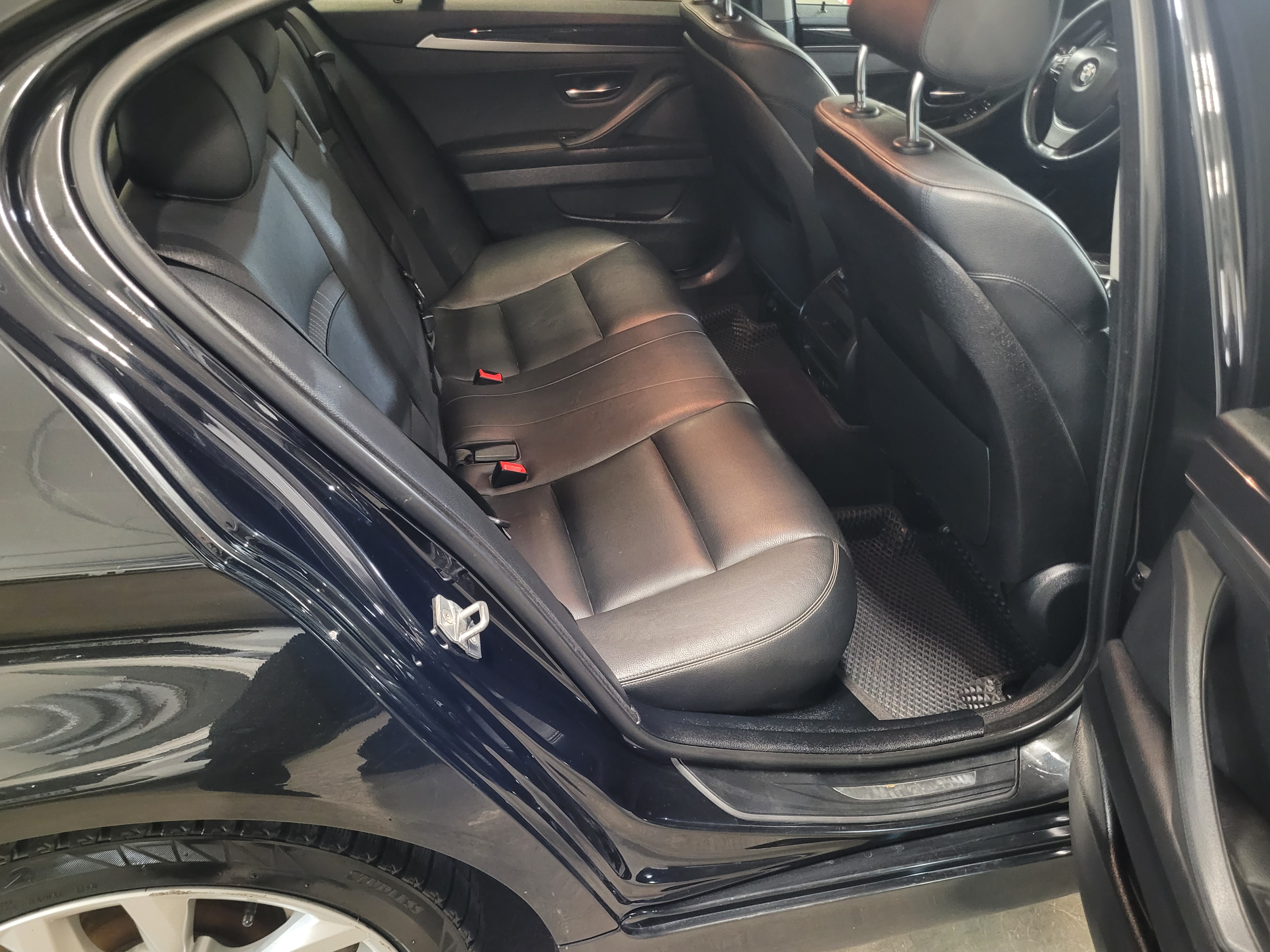 BMW -