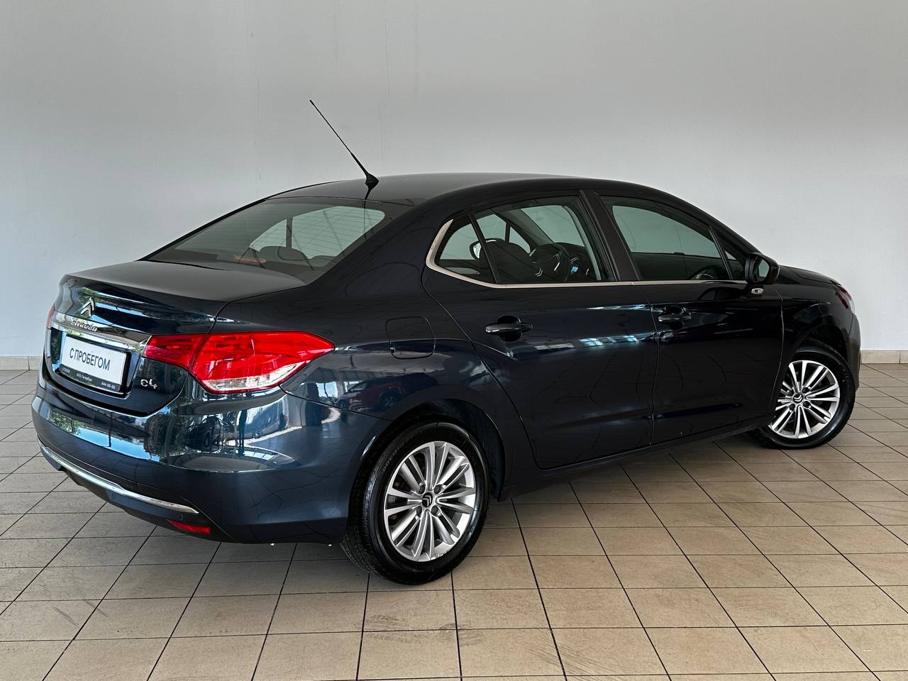 Citroen C4 Sedan -