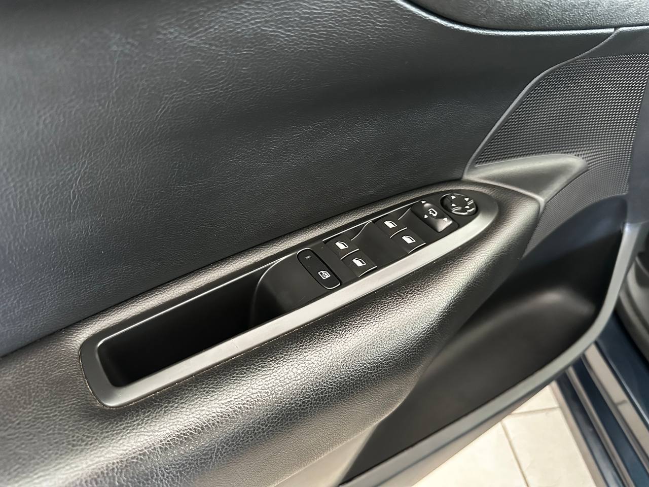Citroen C4 Sedan -