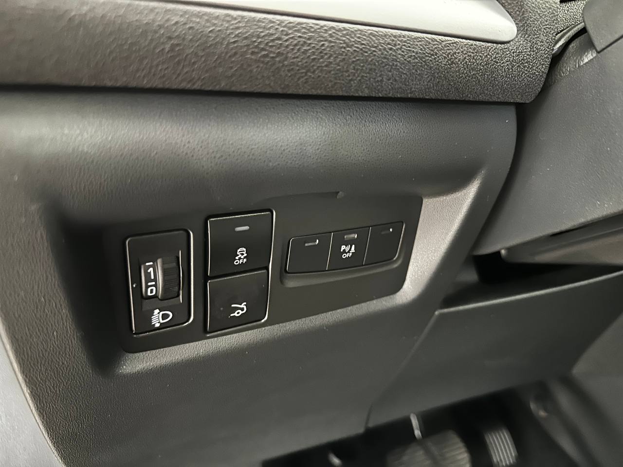 Citroen C4 Sedan -