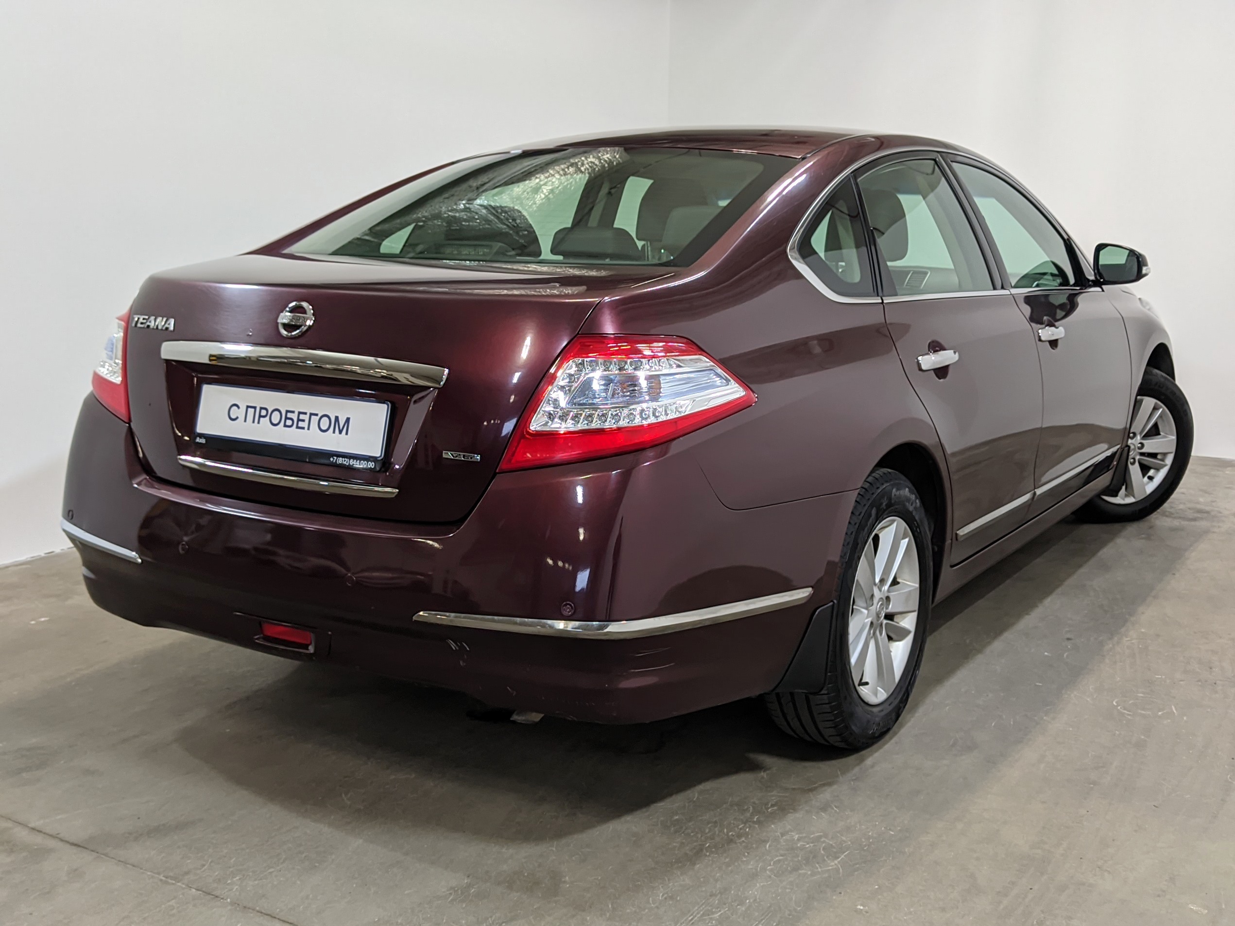 Nissan -