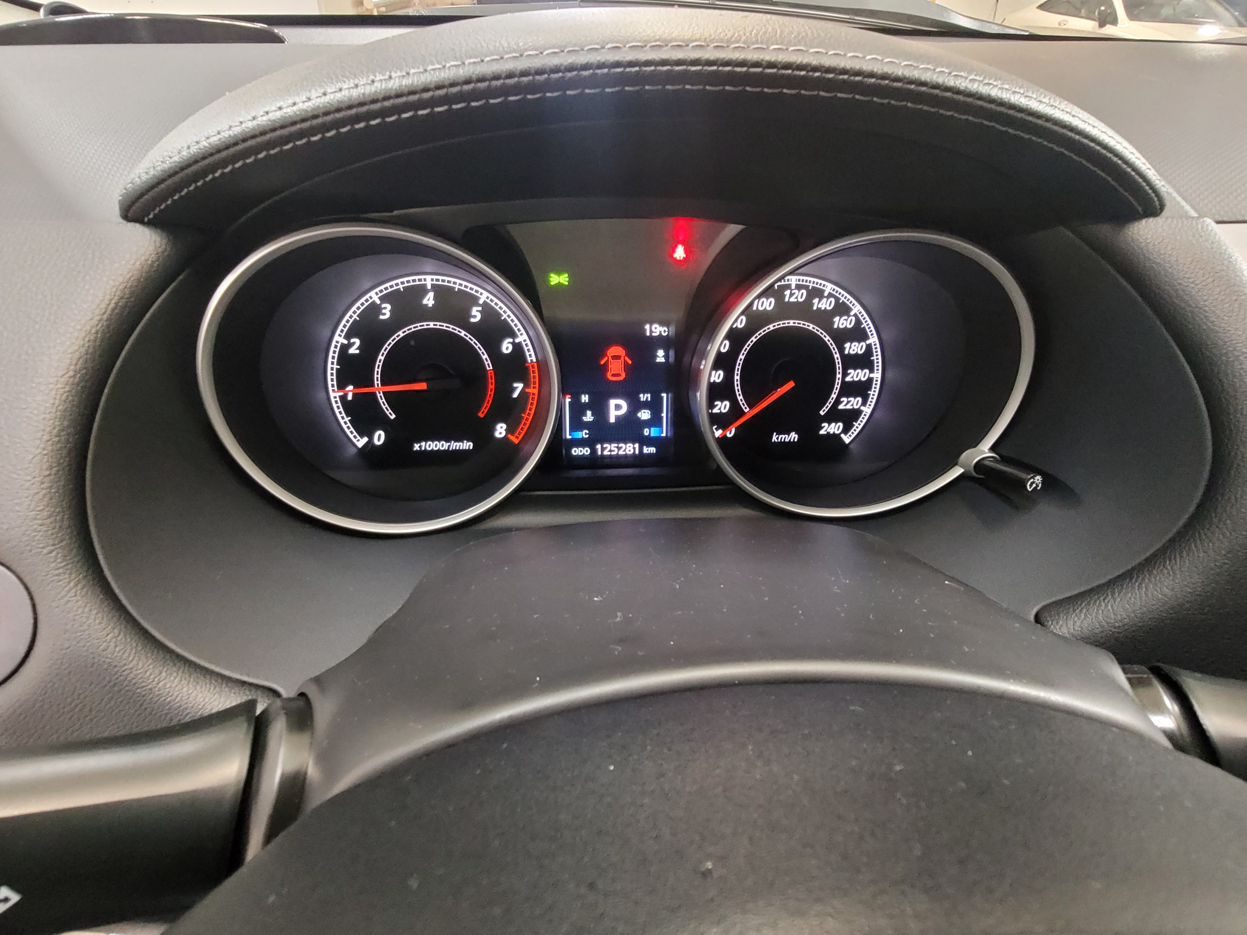 Mitsubishi Outlander -
