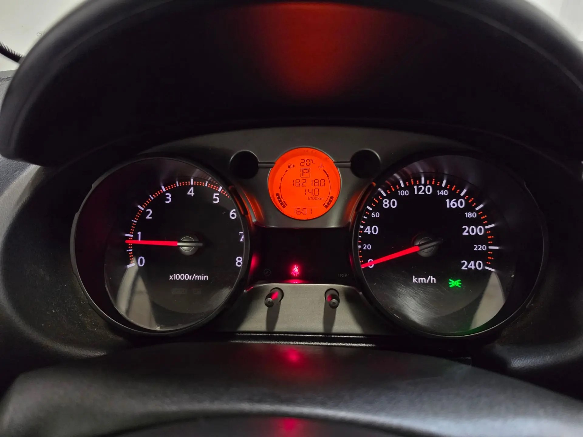 Nissan -