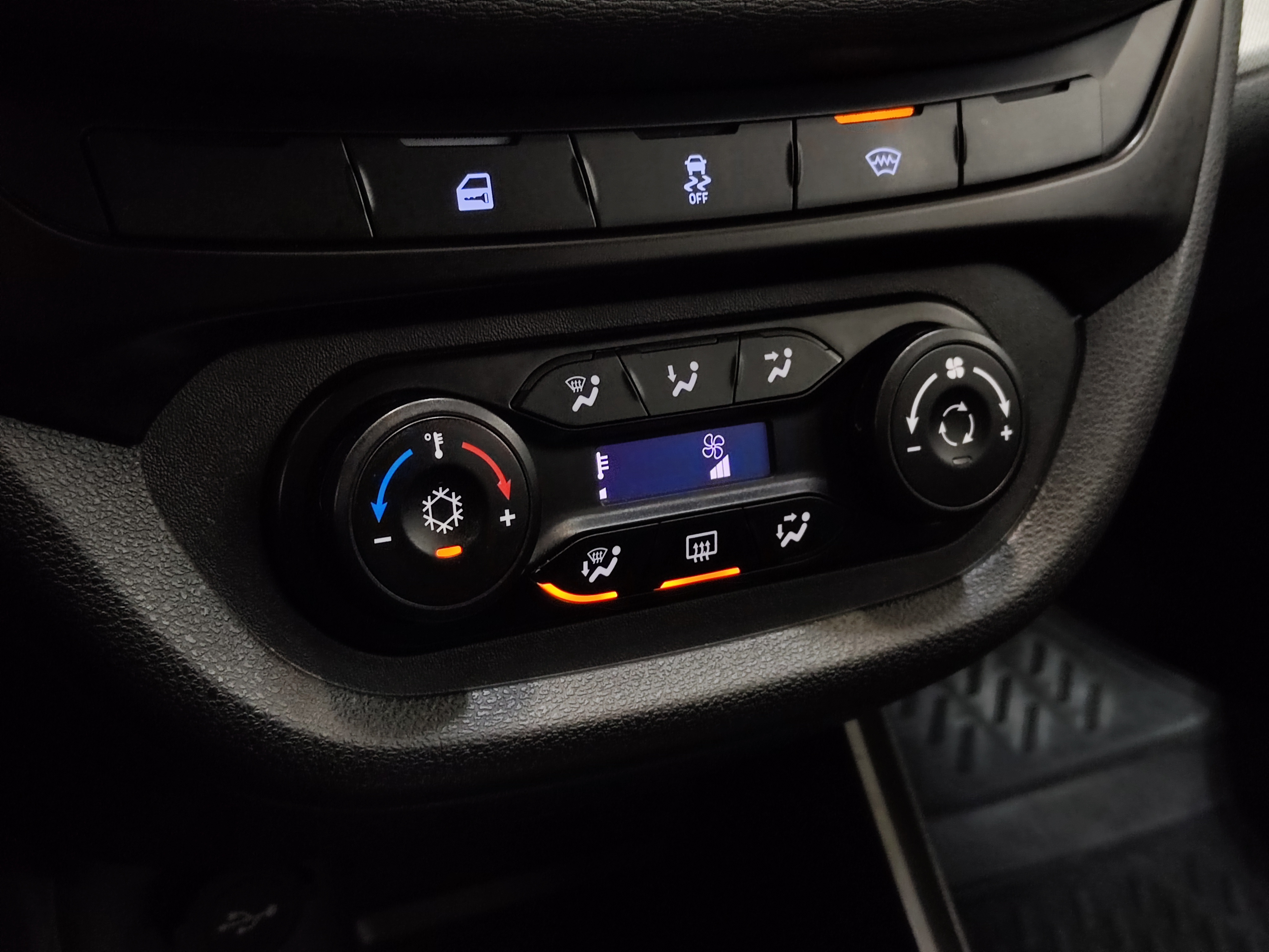 LADA (ВАЗ) -
