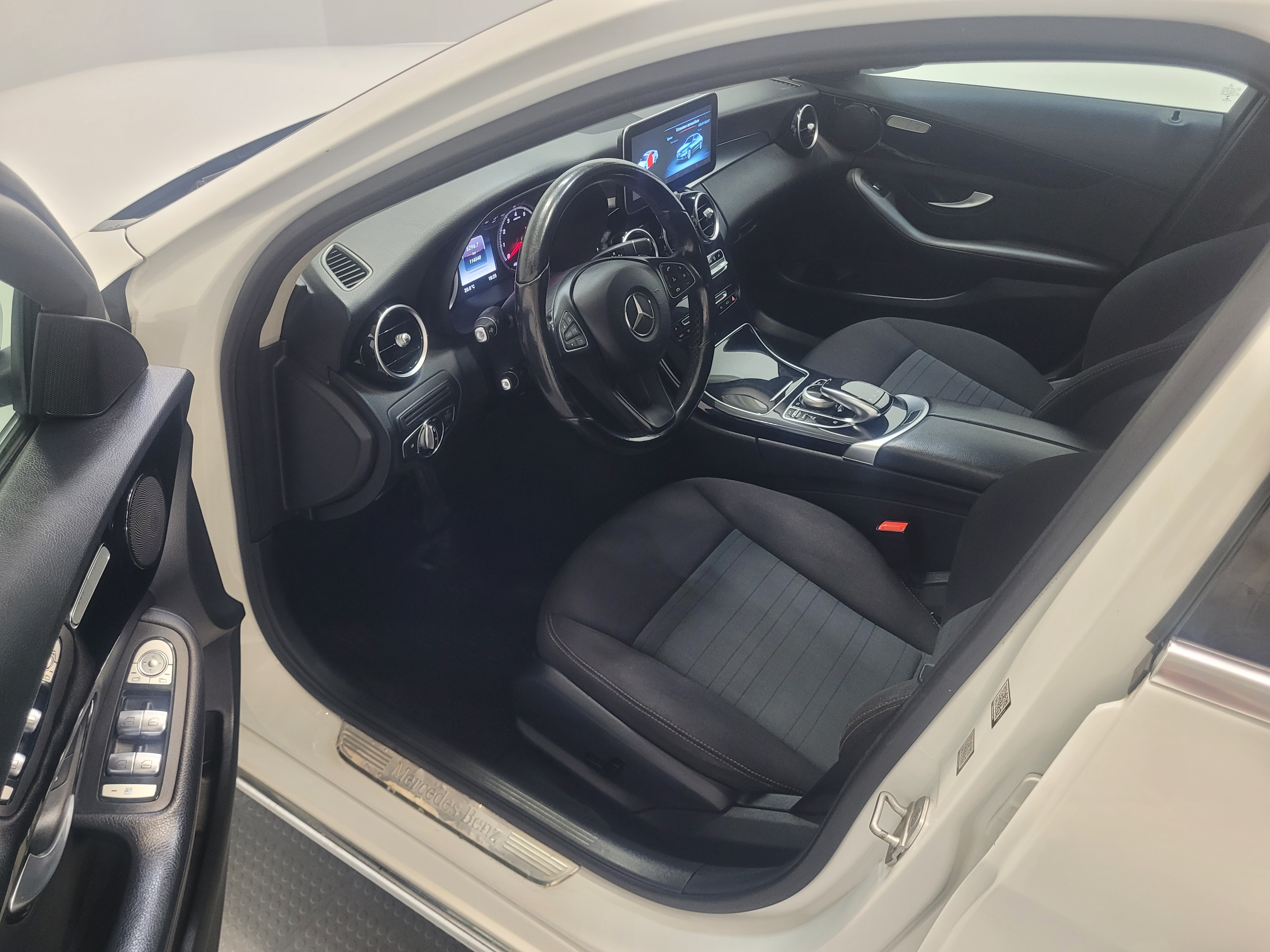 Mercedes-Benz -