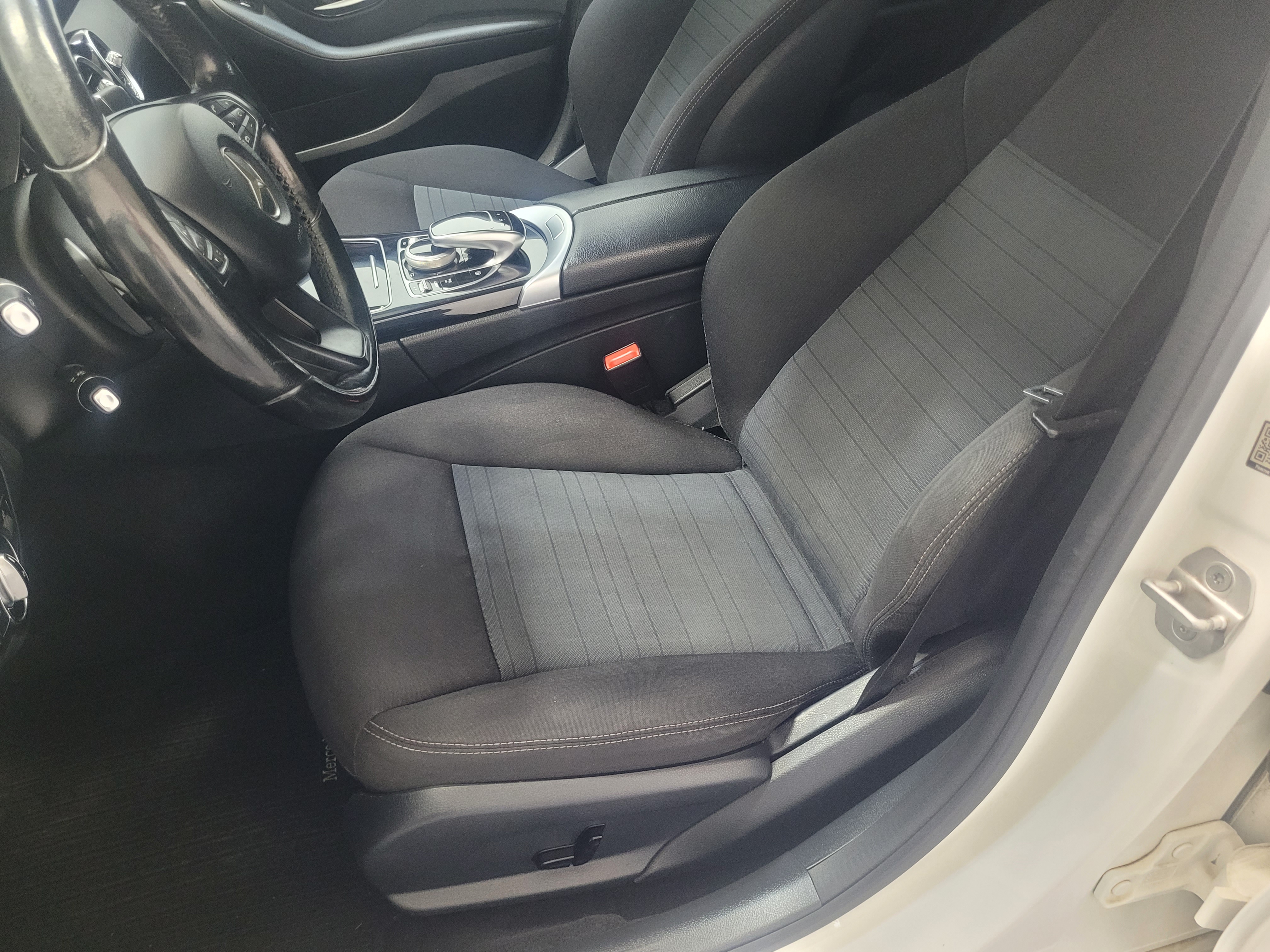 Mercedes-Benz -