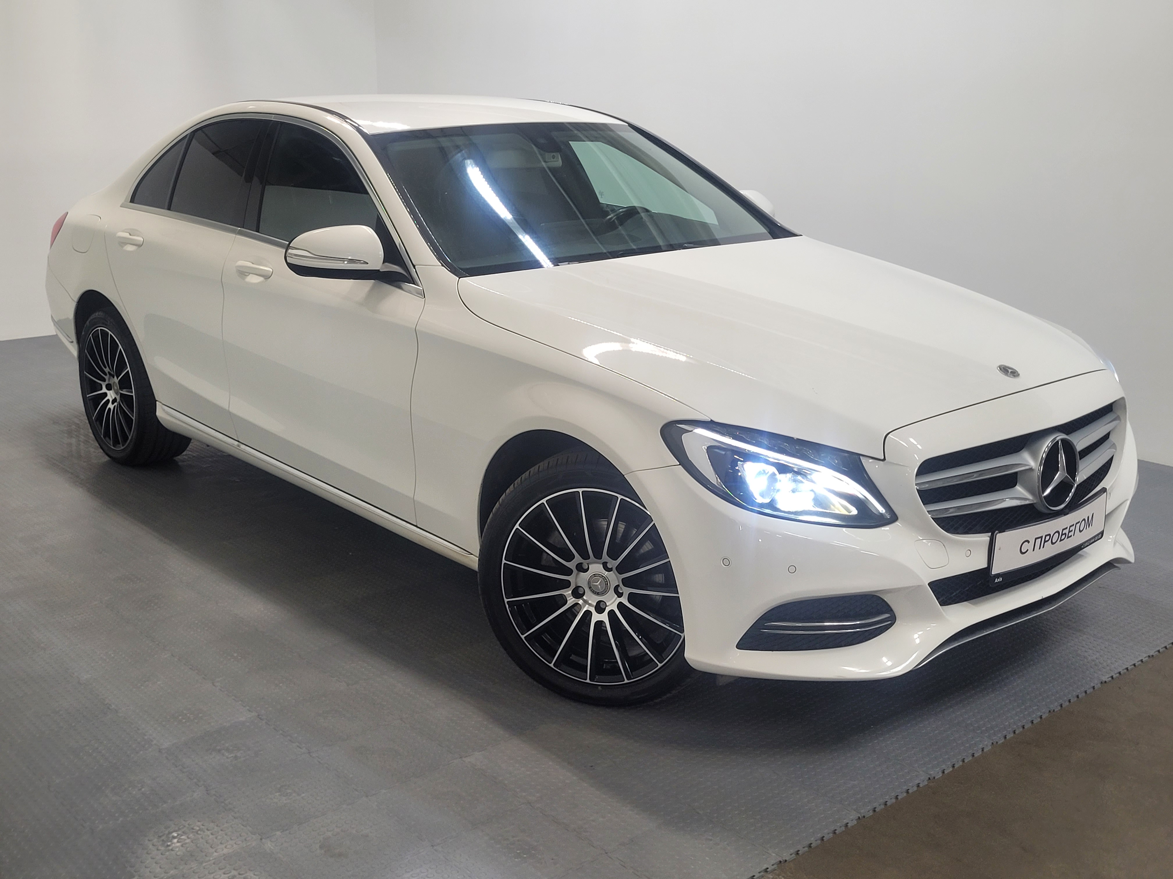 Mercedes-Benz -