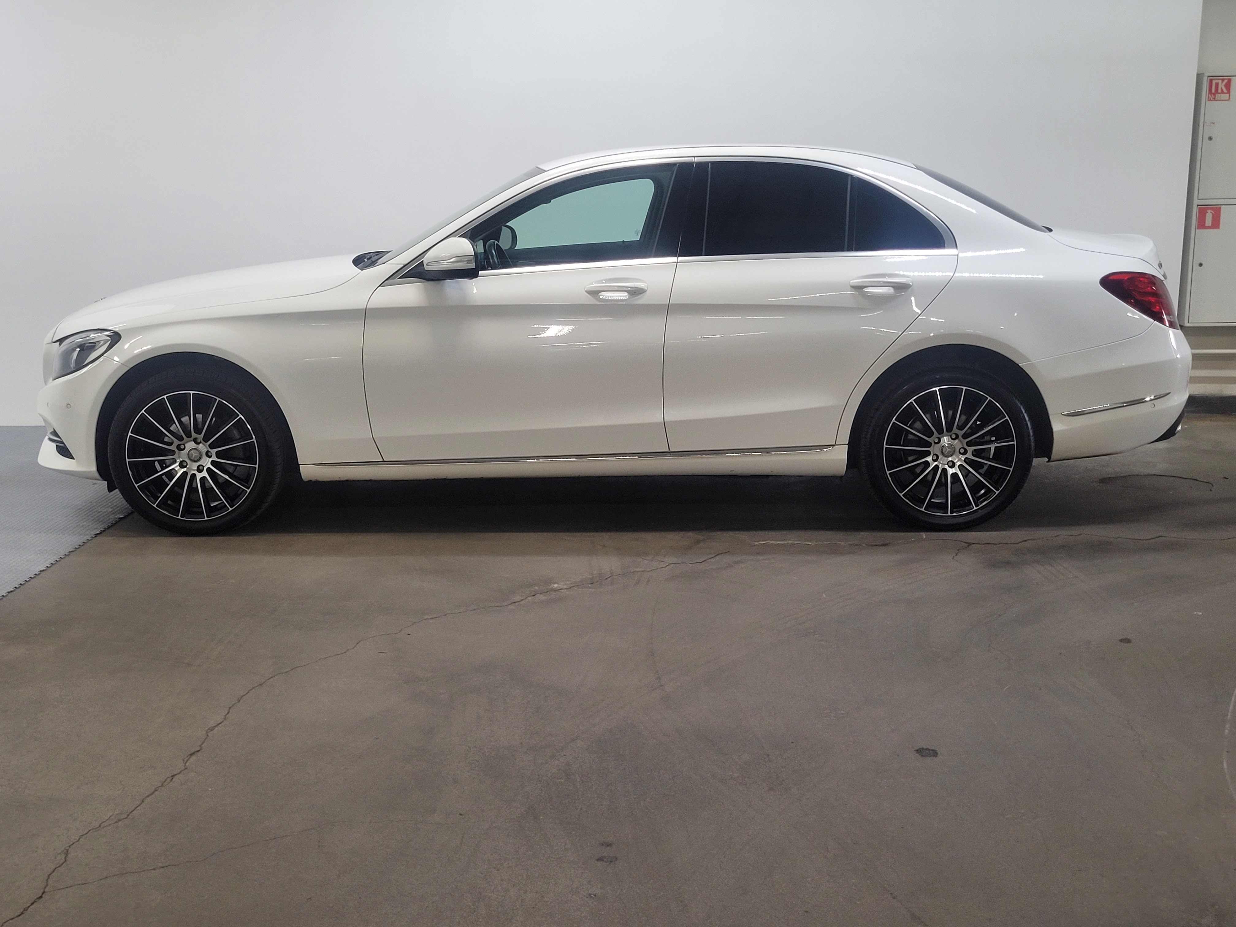 Mercedes-Benz -