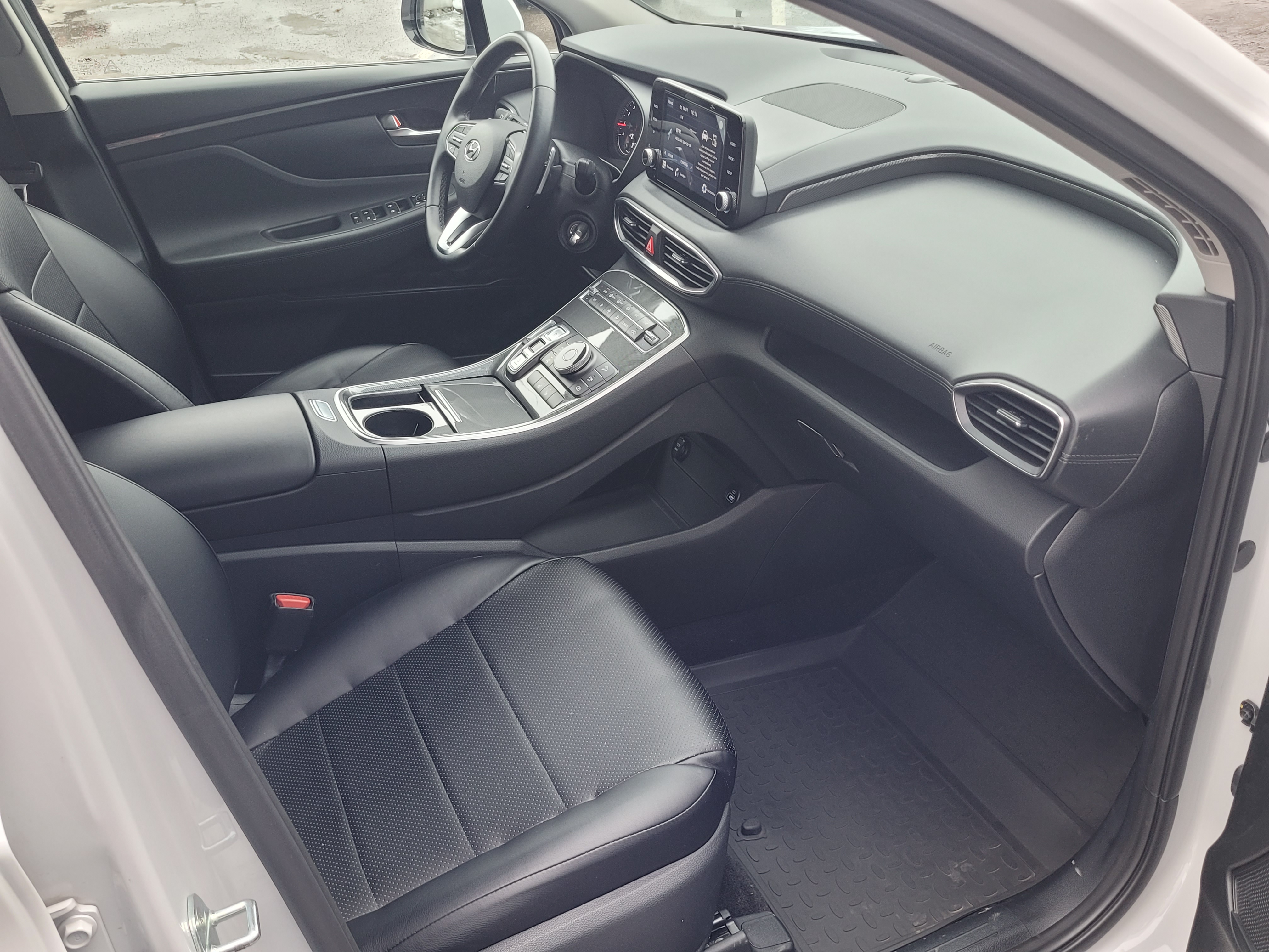 Hyundai SANTA FE -