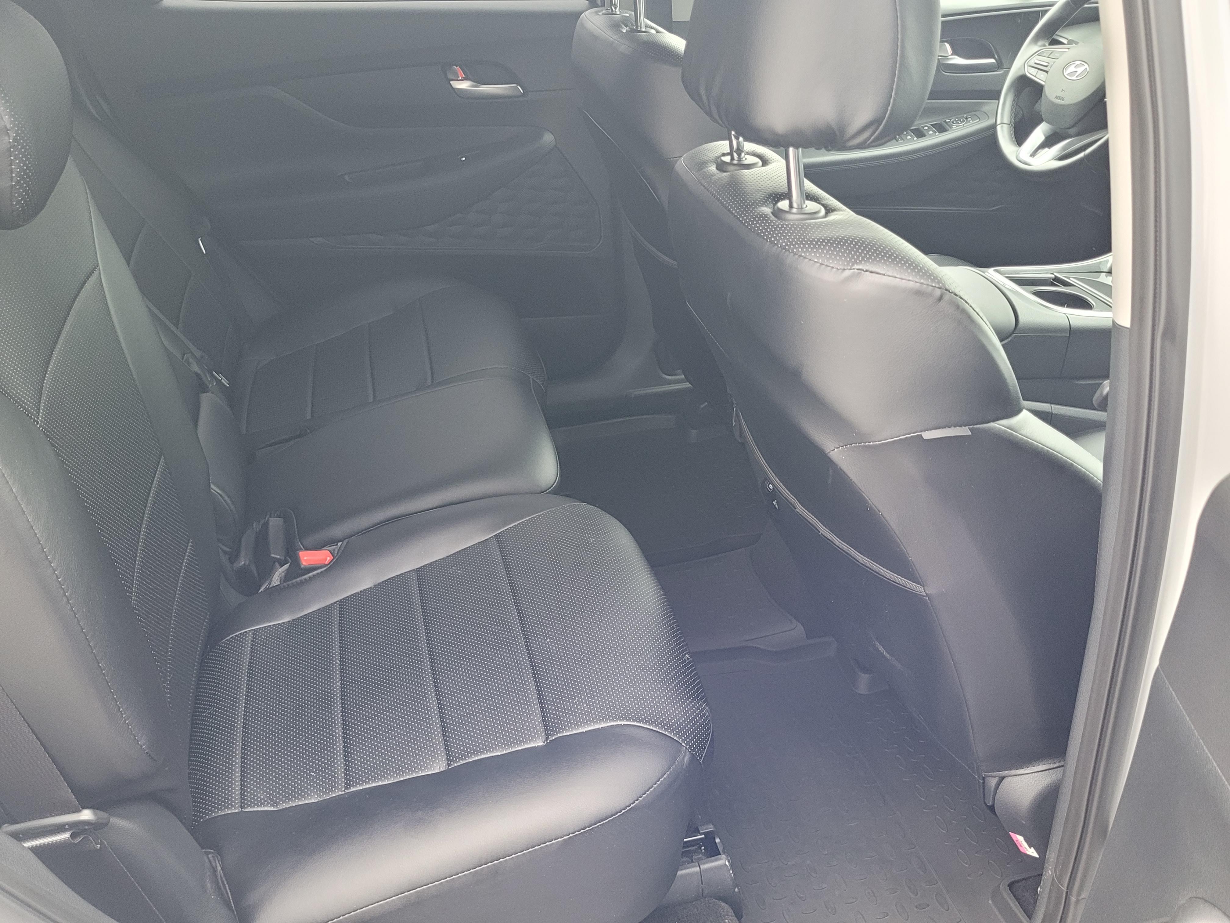 Hyundai SANTA FE -
