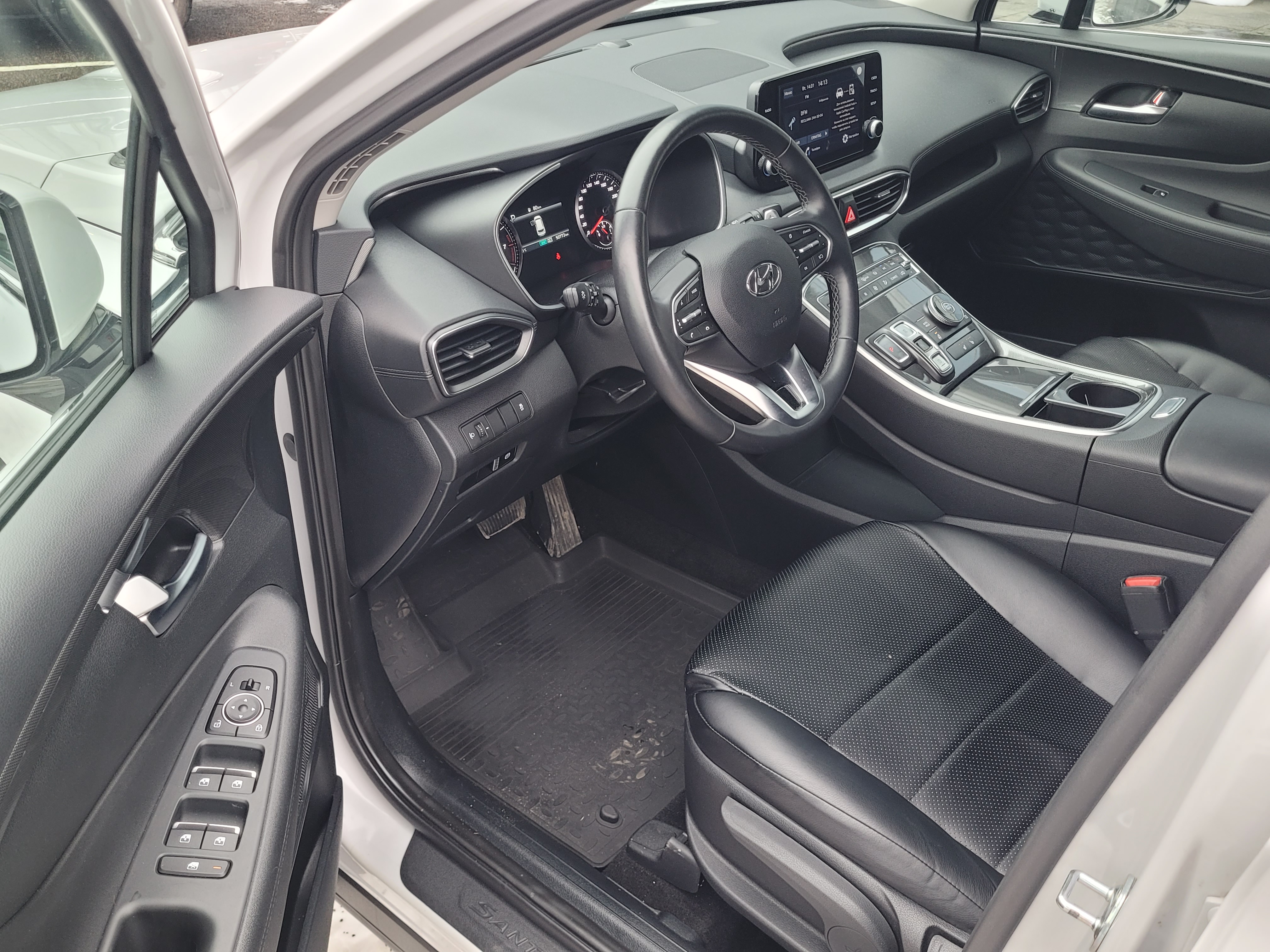 Hyundai SANTA FE -