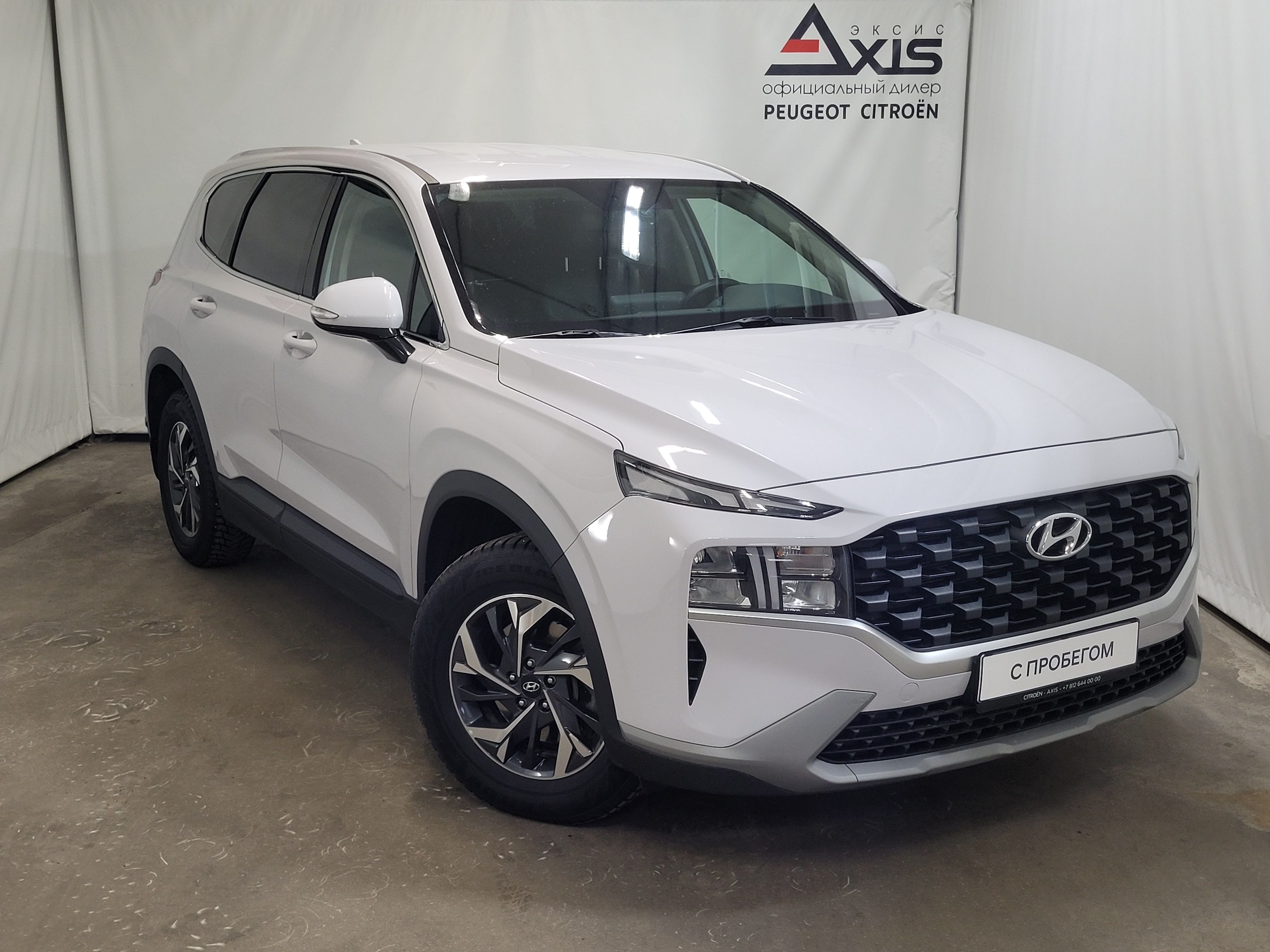 Hyundai SANTA FE -