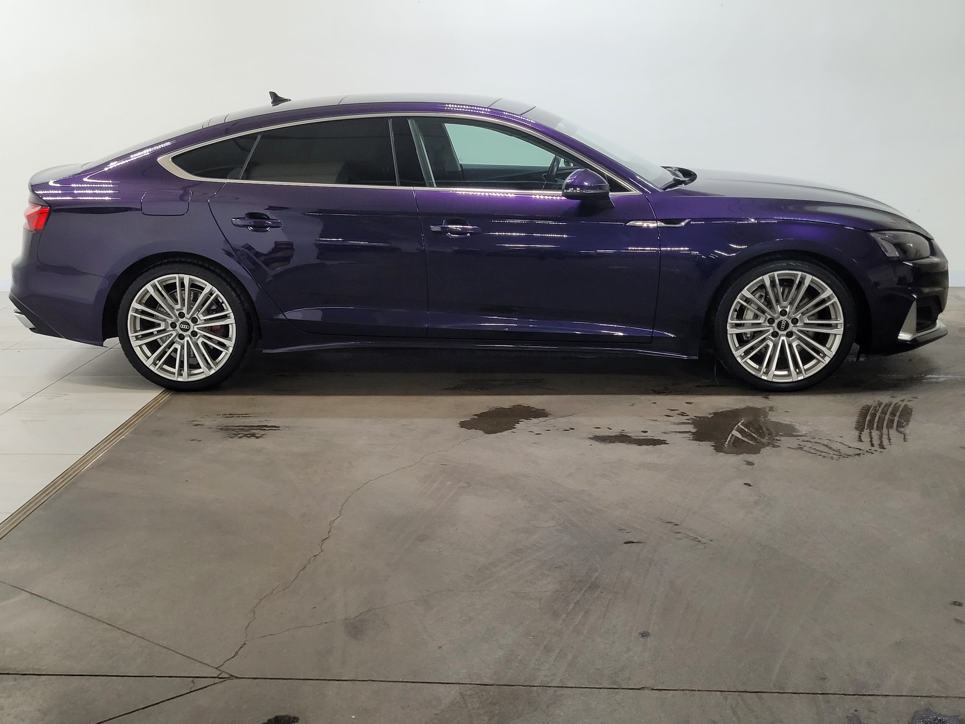 Audi -