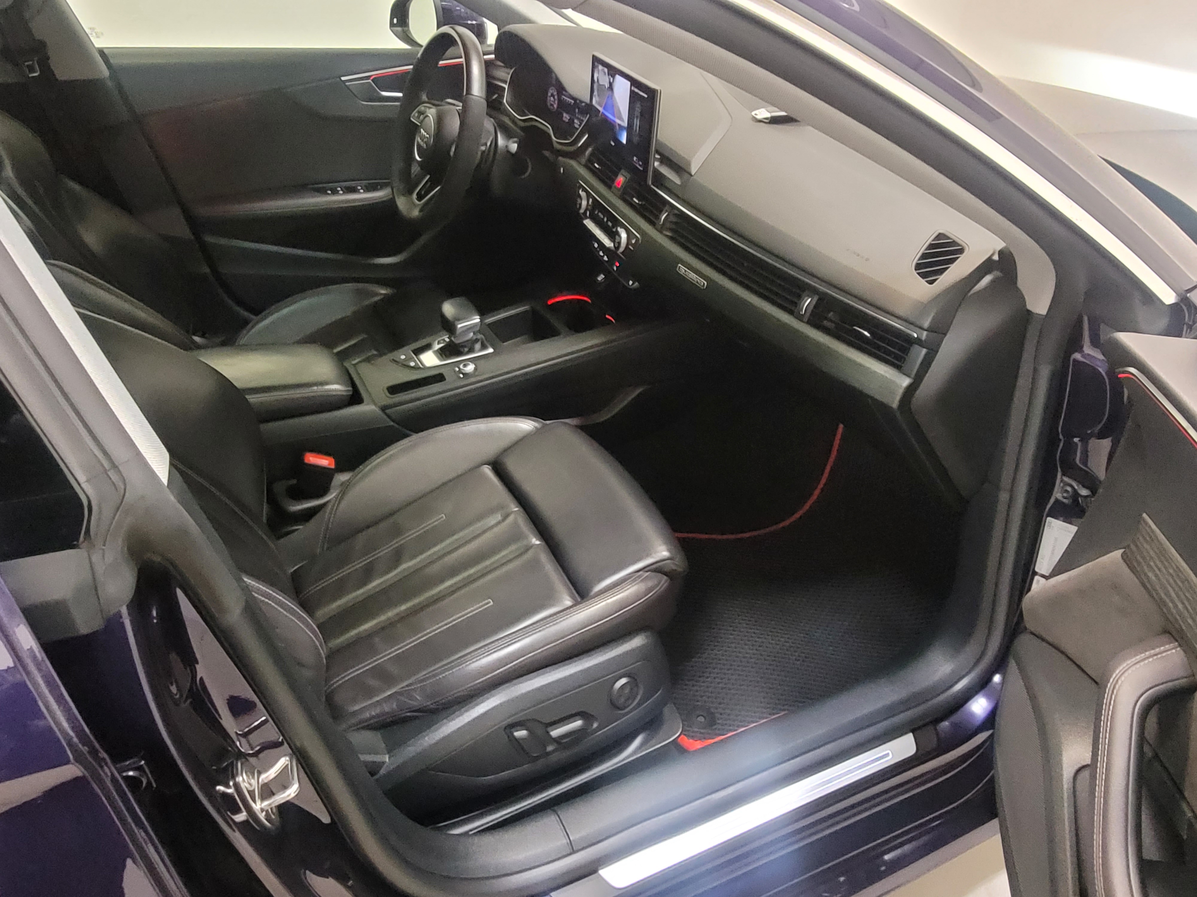 Audi -